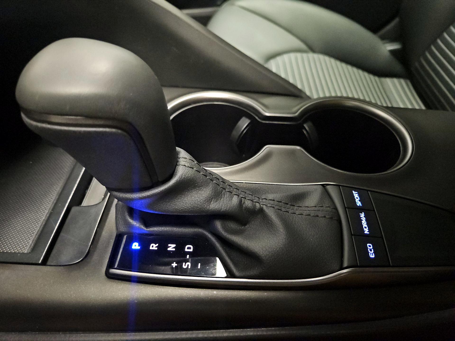 Thumbnail: 2024 Toyota Camry - 17