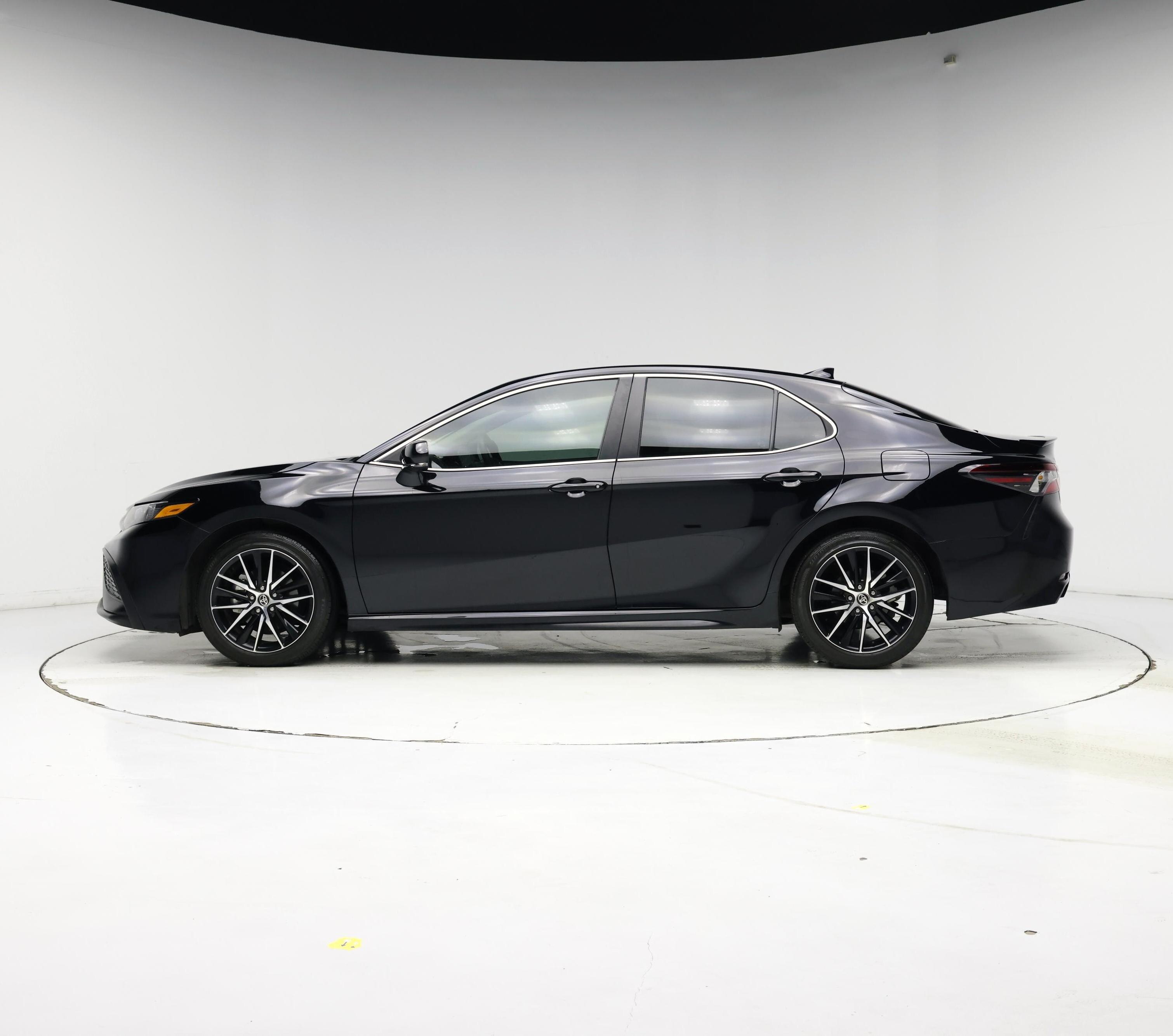 Thumbnail: 2024 Toyota Camry - 3