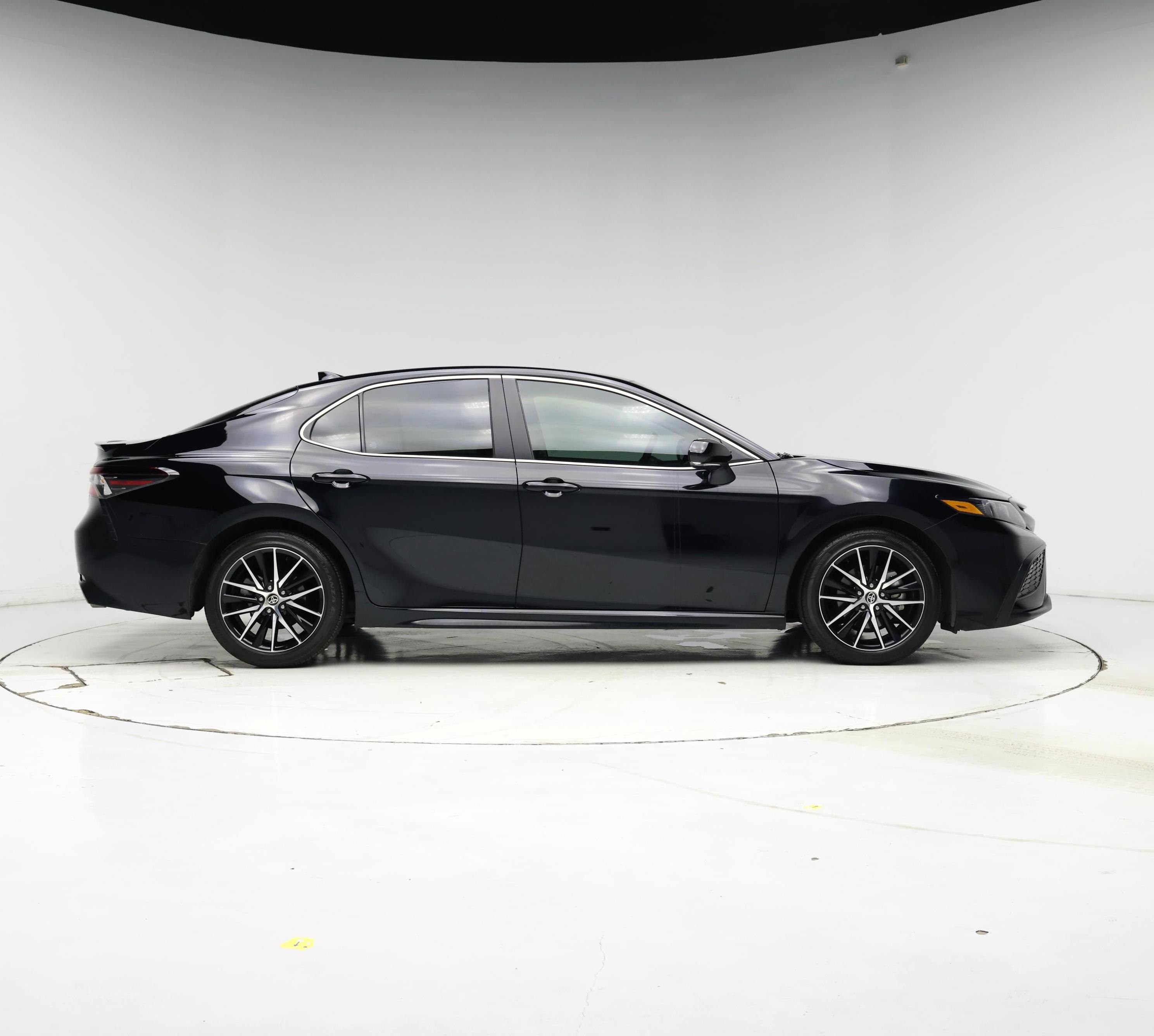 Thumbnail: 2024 Toyota Camry - 7