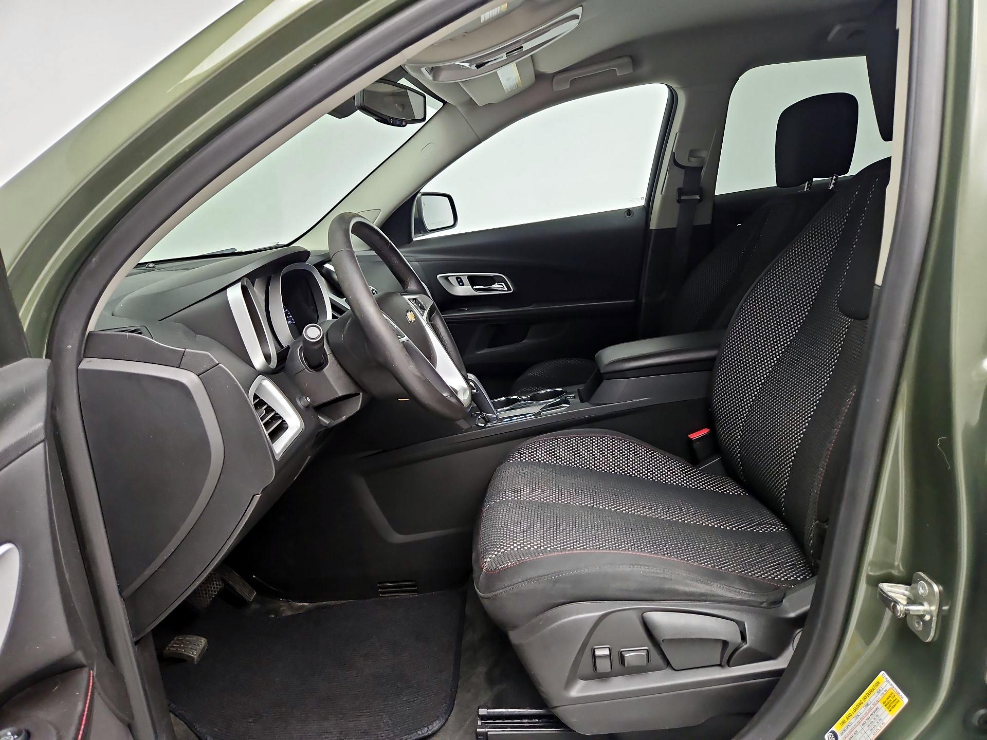 Thumbnail: 2015 Chevrolet Equinox - 11