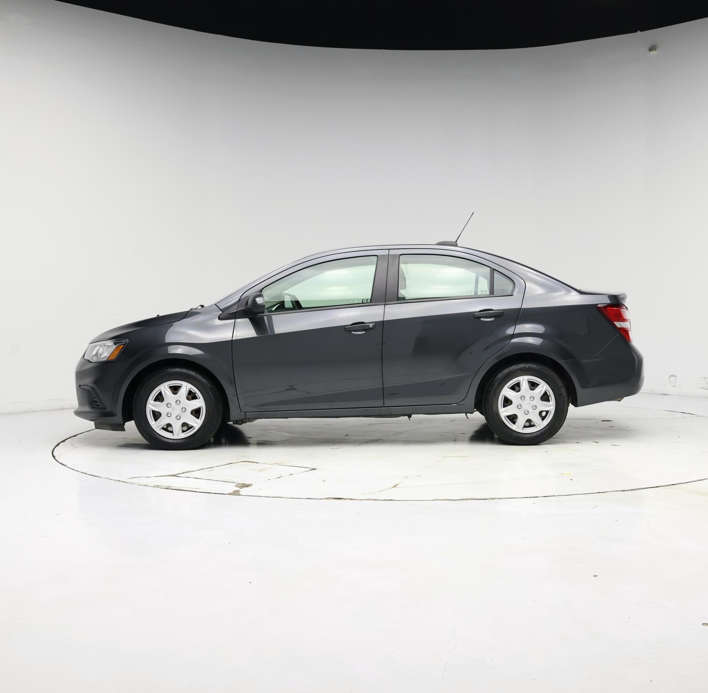 Thumbnail: 2020 Chevrolet Sonic - 3