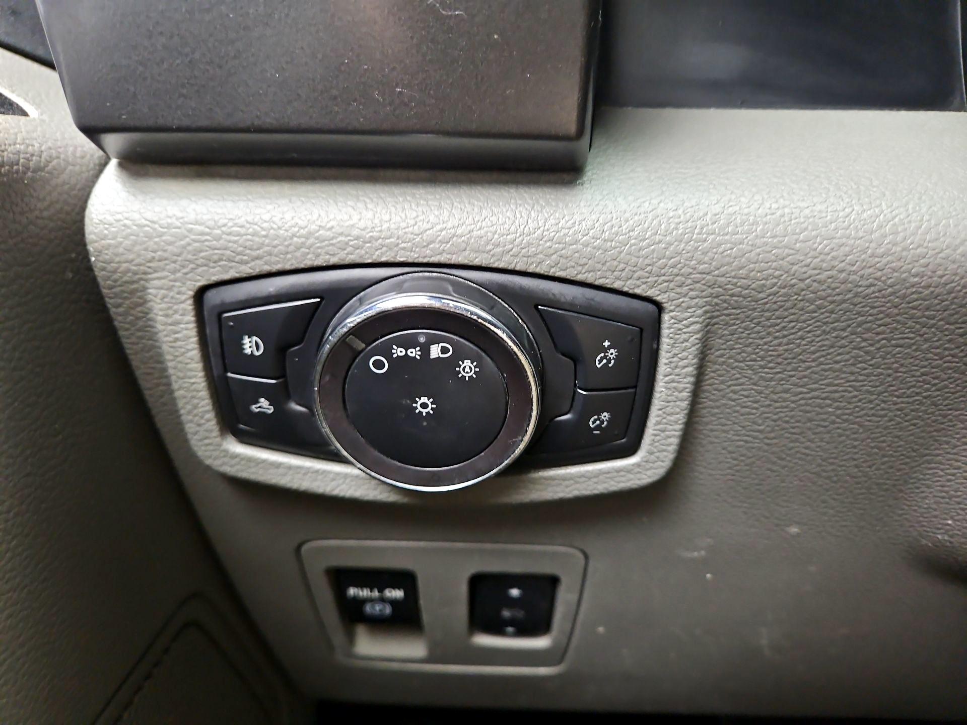 Thumbnail: 2019 Ford F-150 - 11