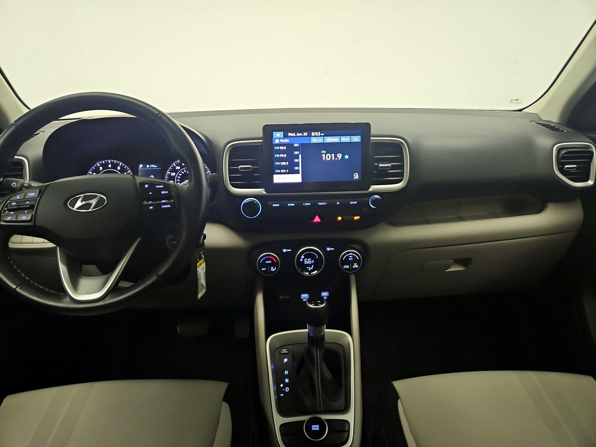 Thumbnail: 2021 Hyundai Venue - 9