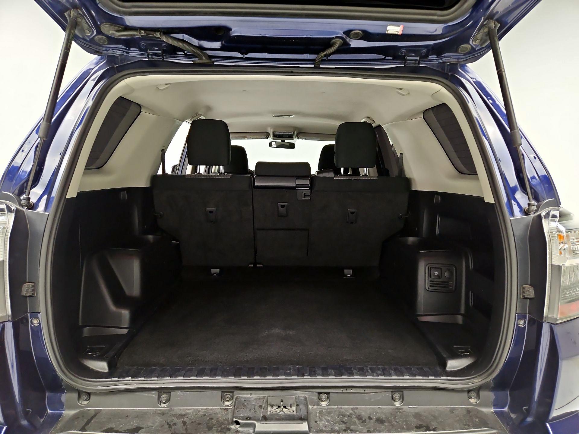 Thumbnail: 2018 Toyota 4Runner - 20