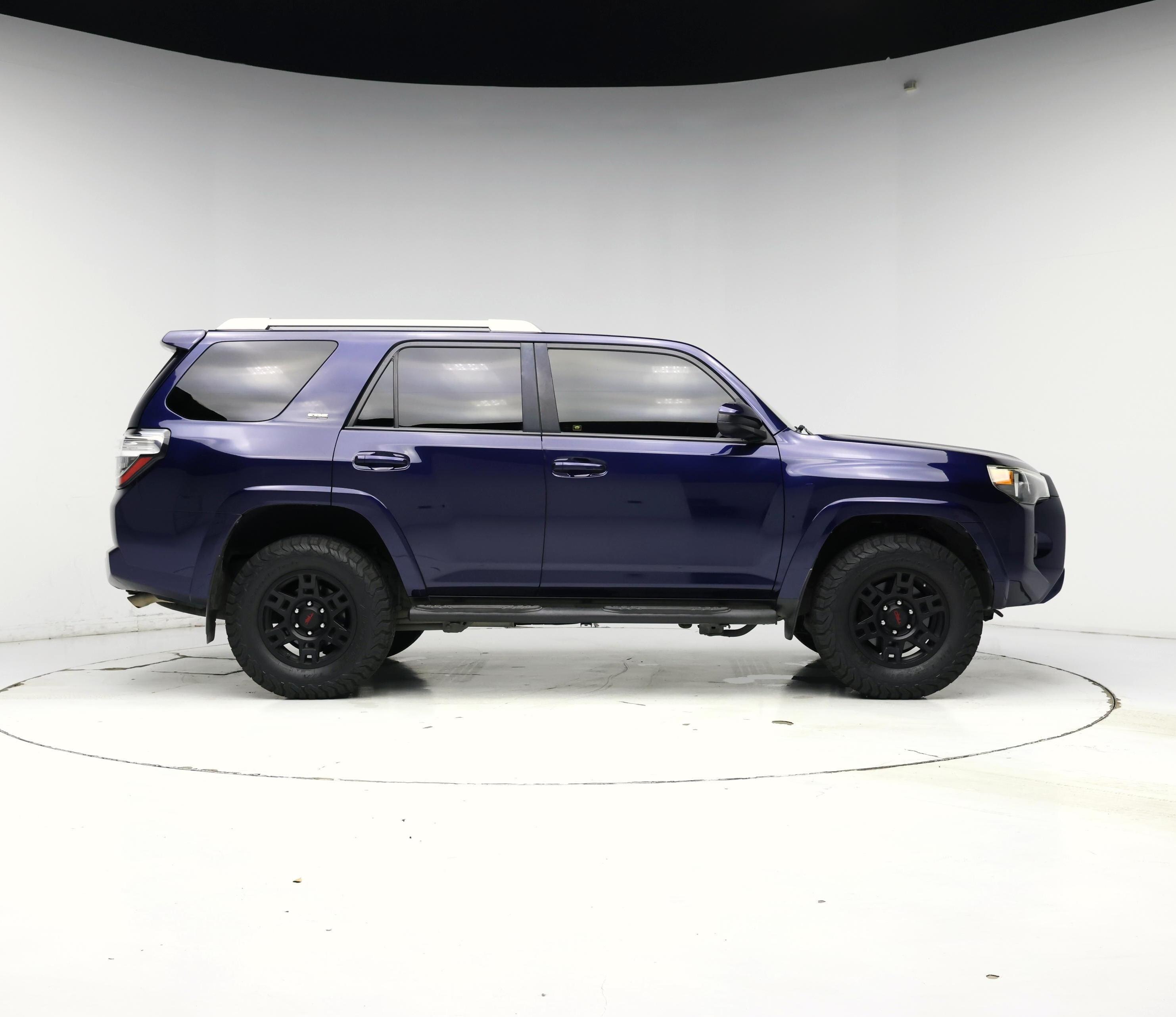 Thumbnail: 2018 Toyota 4Runner - 7