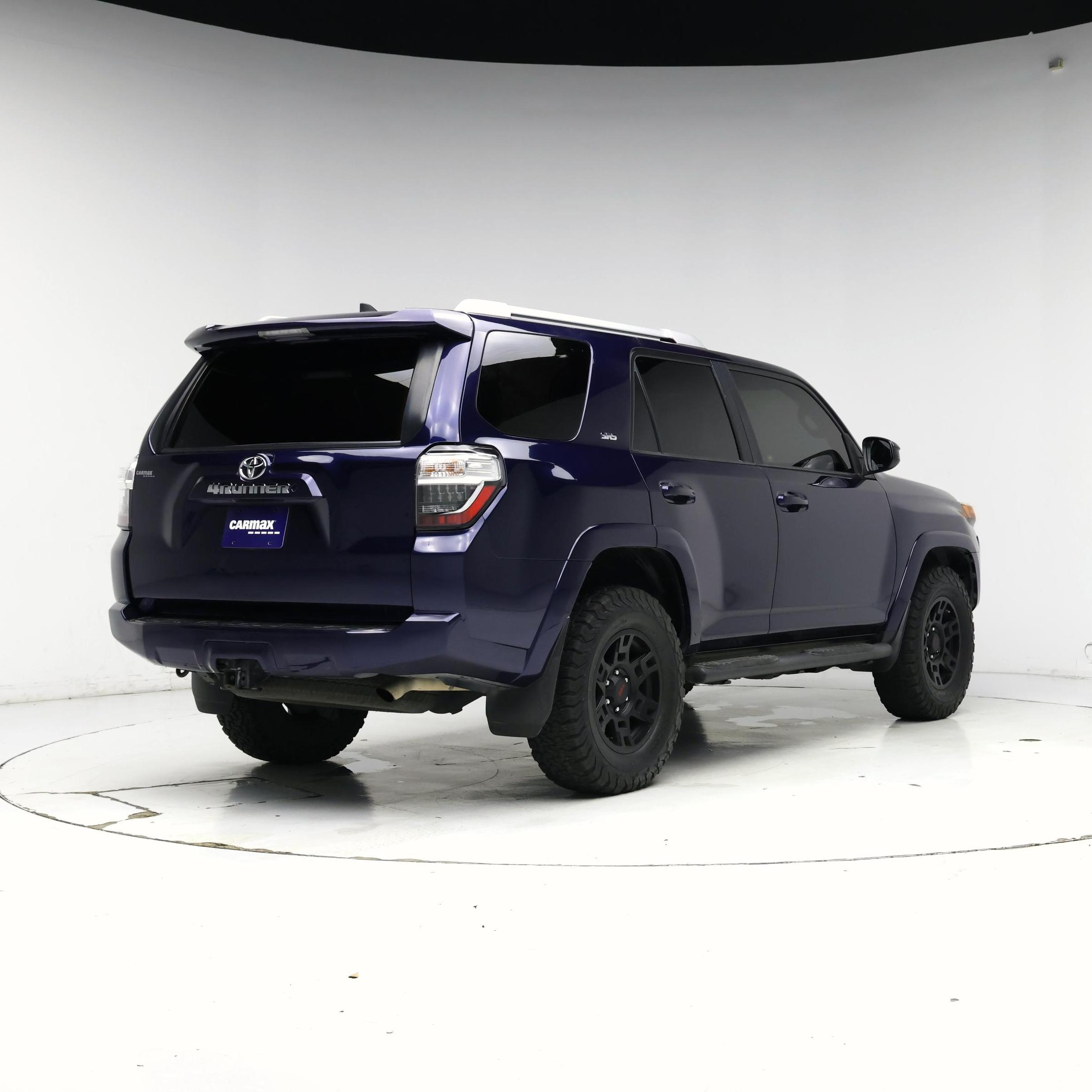 Thumbnail: 2018 Toyota 4Runner - 8