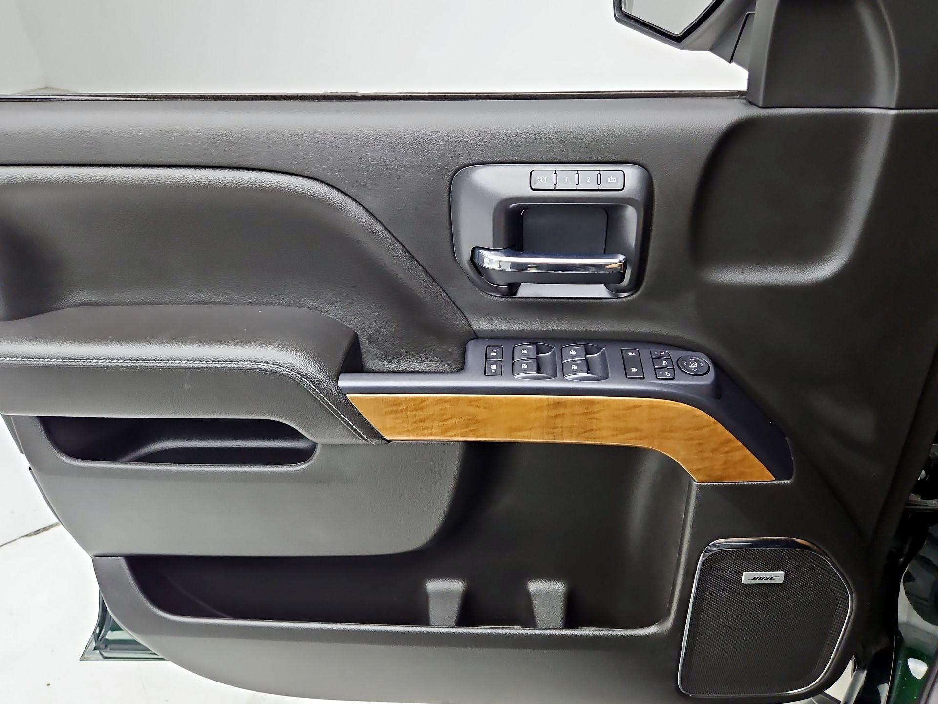 Thumbnail: 2015 Chevrolet Silverado 1500 - 12