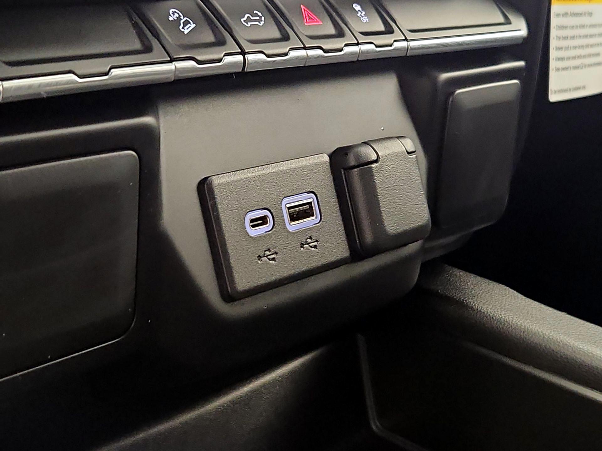Thumbnail: 2021 Chevrolet Silverado 1500 - 18