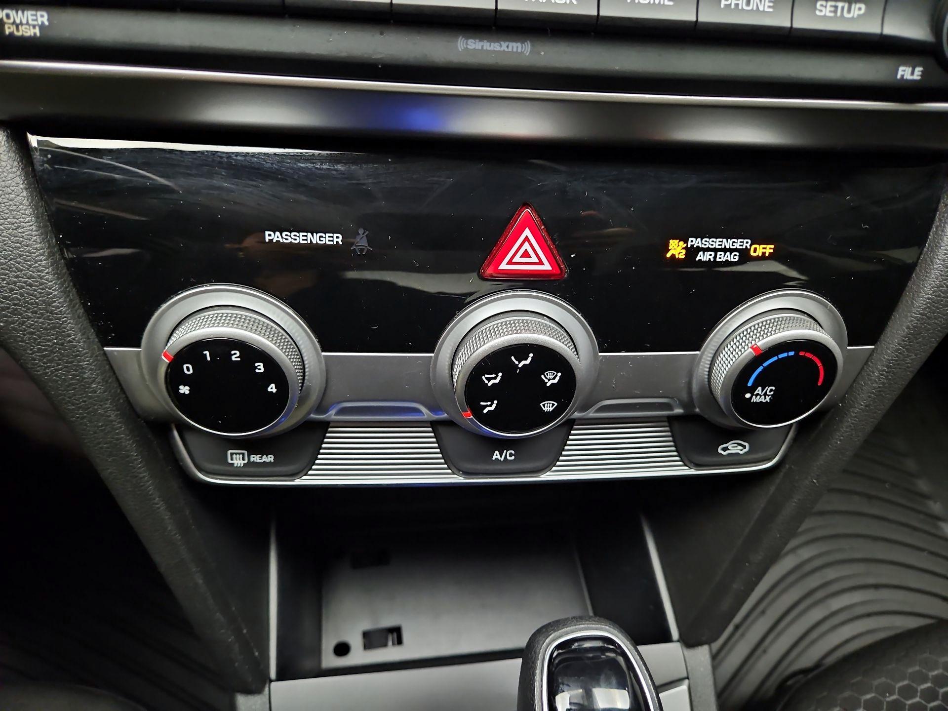 Thumbnail: 2019 Hyundai Elantra - 16