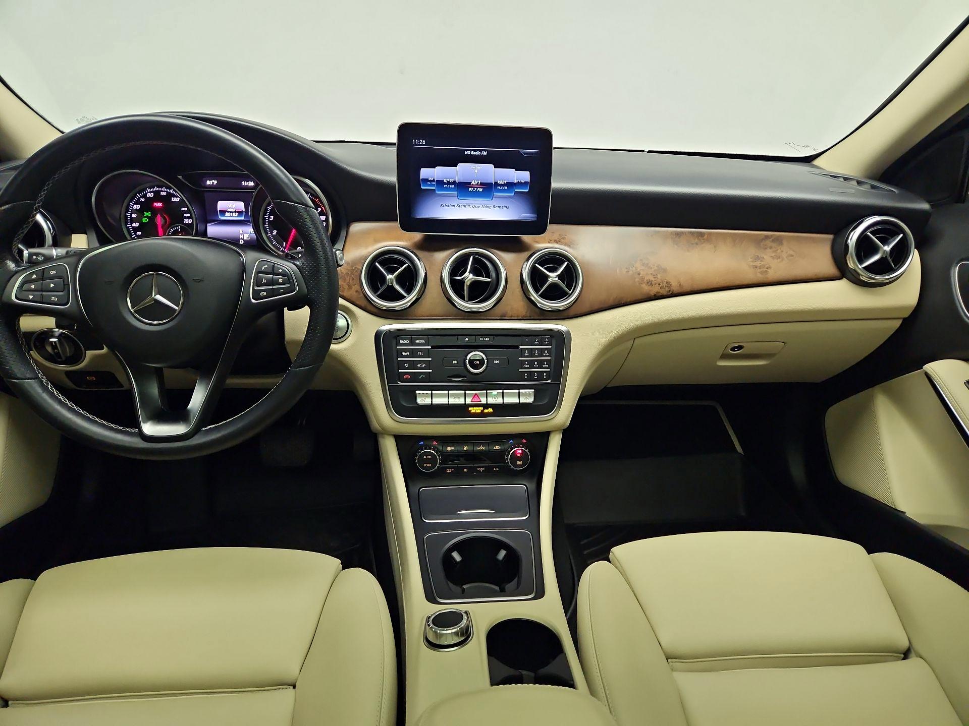 Thumbnail: 2019 Mercedes-Benz GLA - 9