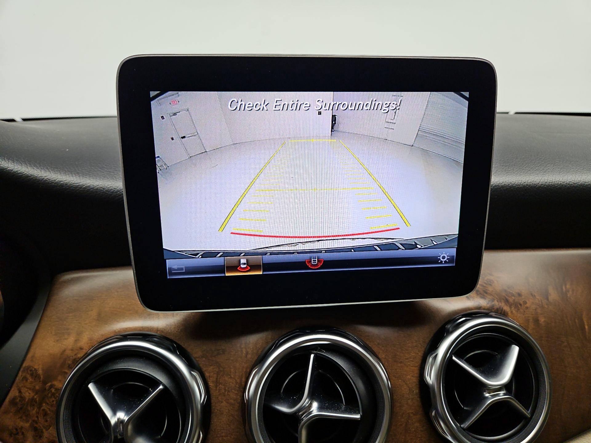 Thumbnail: 2019 Mercedes-Benz GLA - 14