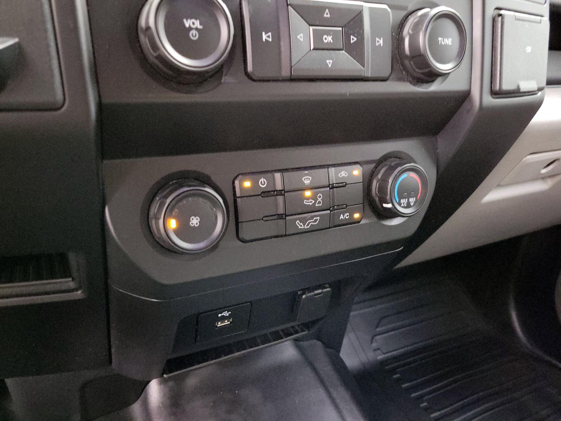 Thumbnail: 2020 Ford F-150 - 16