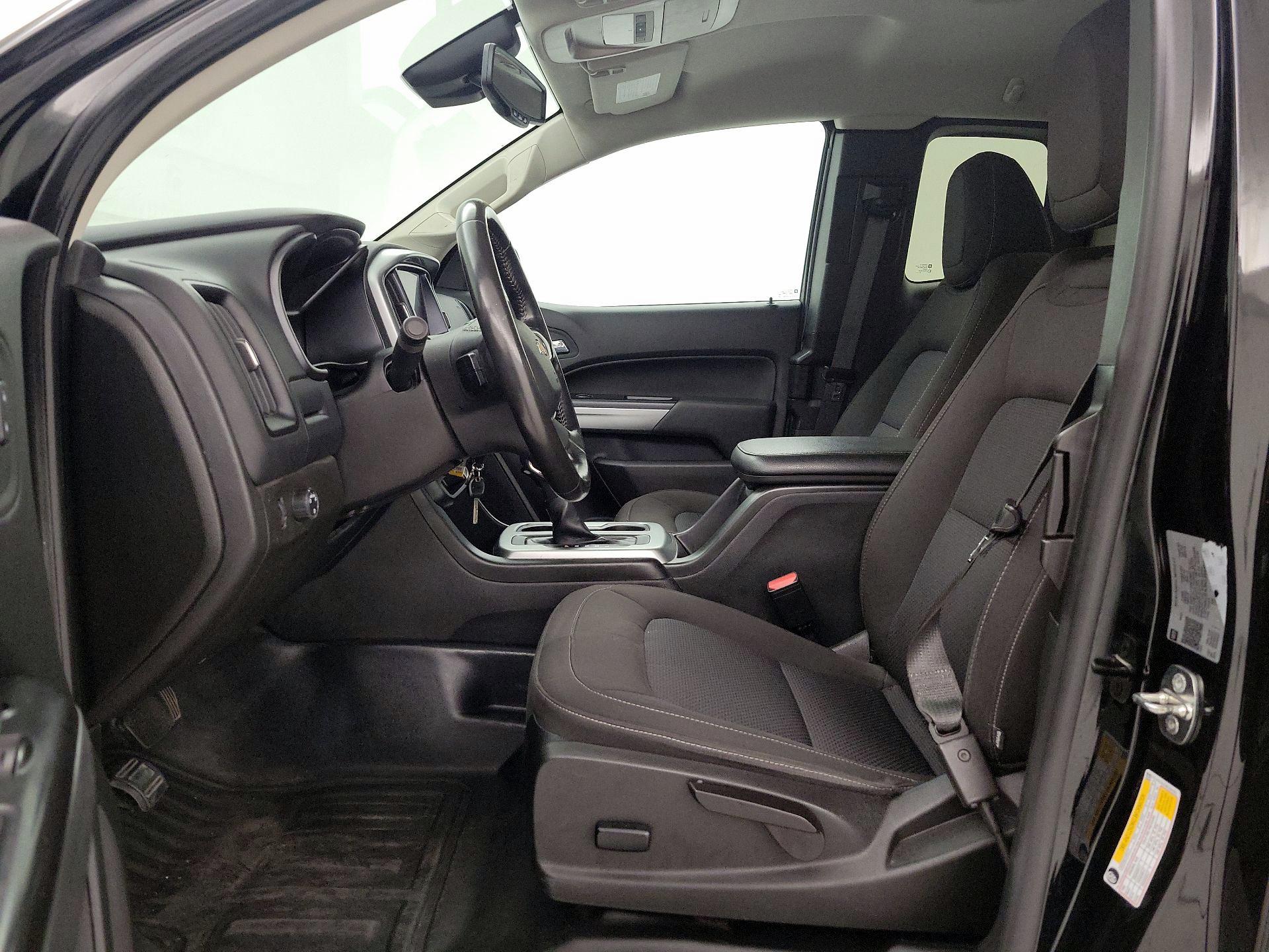 Thumbnail: 2022 Chevrolet Colorado - 11