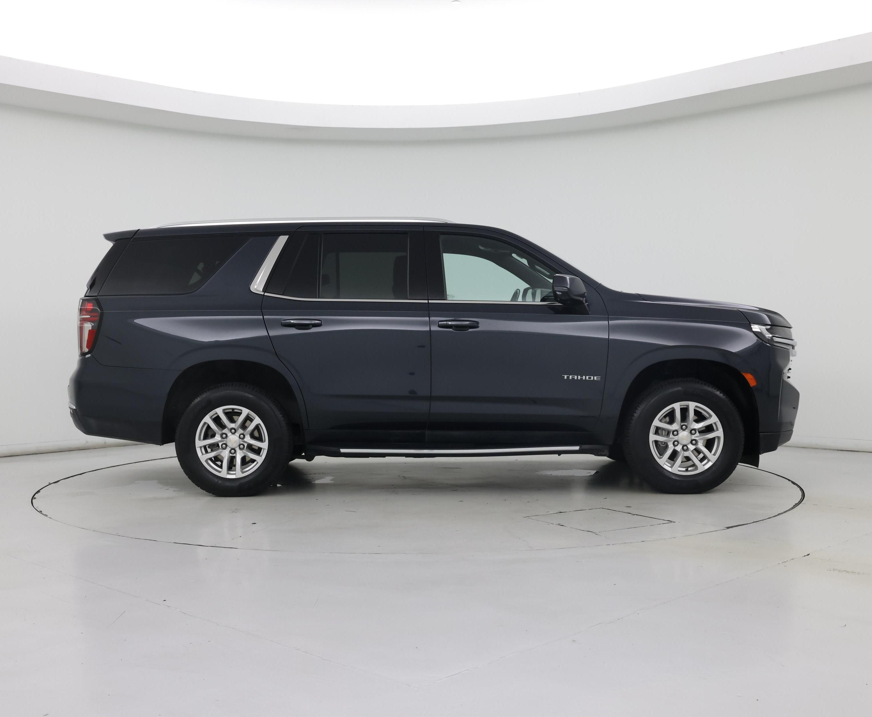 Thumbnail: 2022 Chevrolet Tahoe - 7