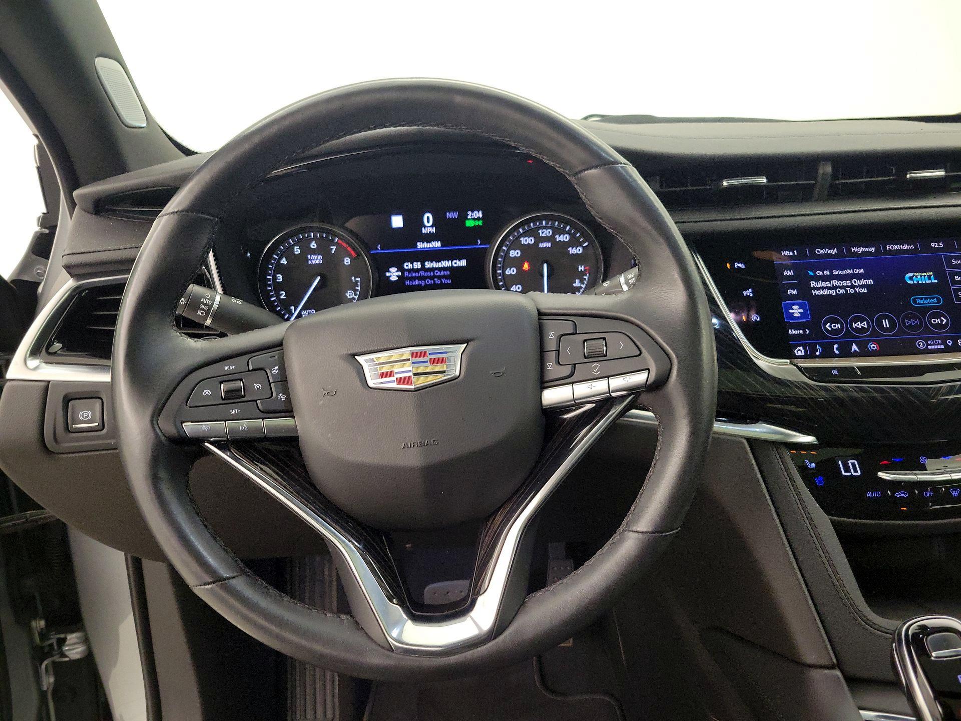 Thumbnail: 2023 Cadillac XT6 - 10