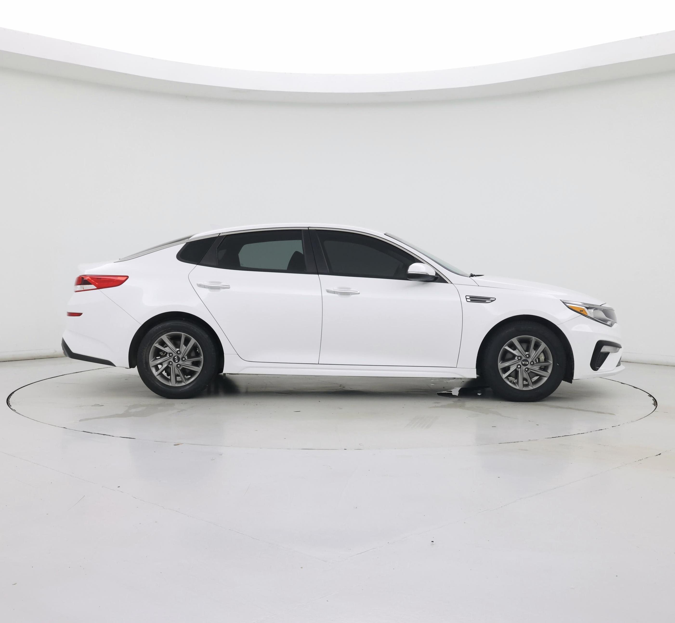 Thumbnail: 2019 Kia Optima - 7