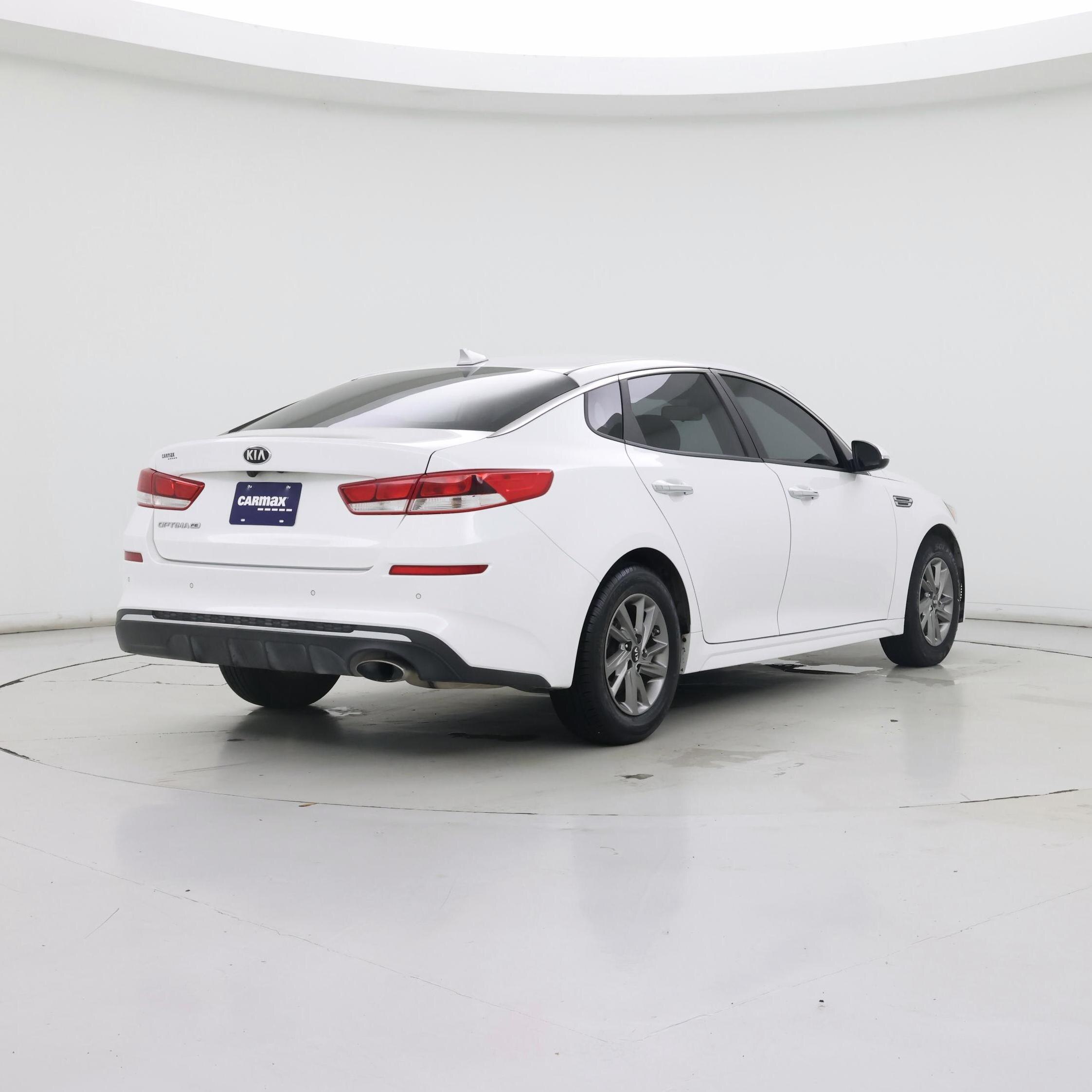 Thumbnail: 2019 Kia Optima - 8