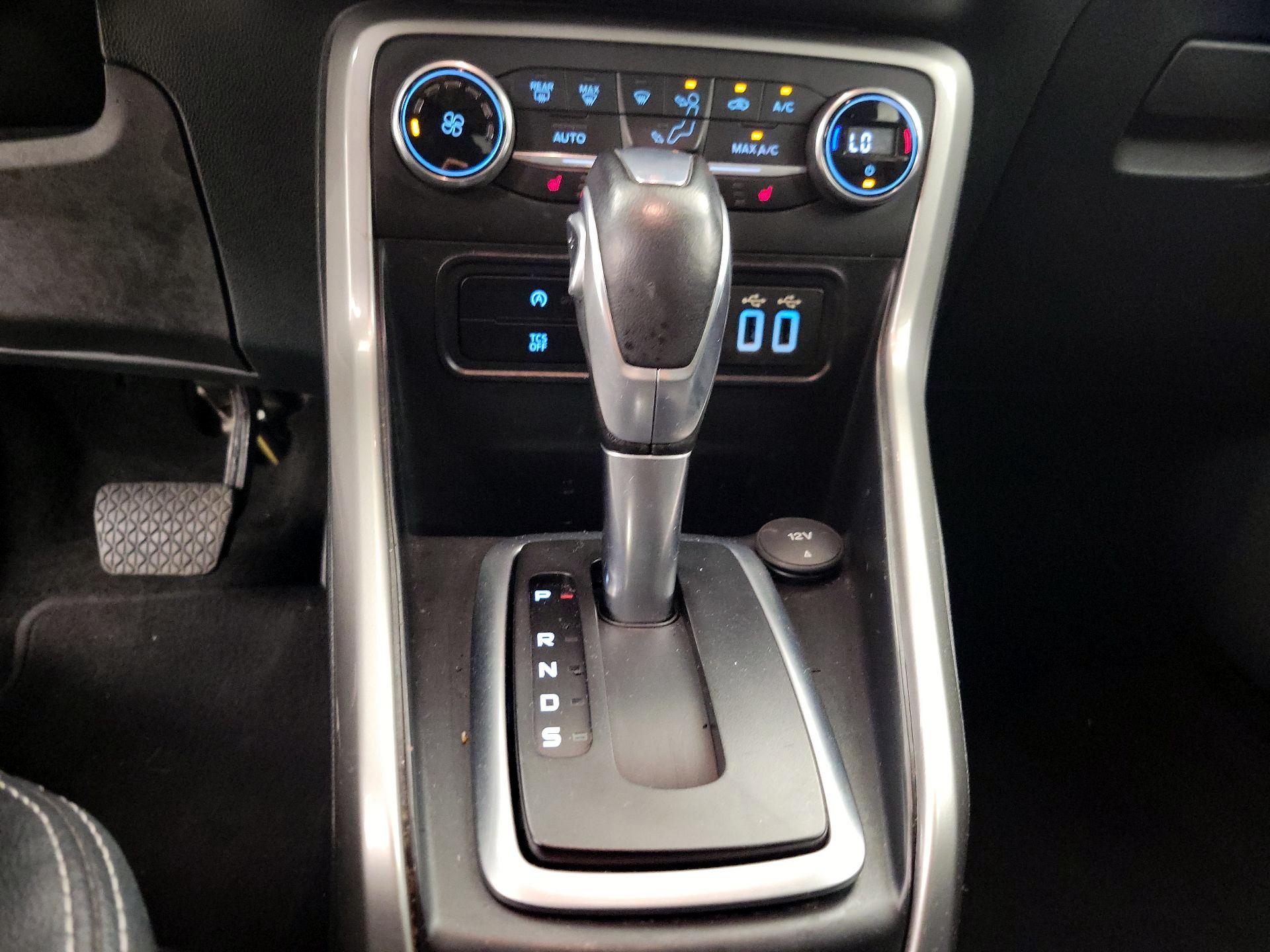 Thumbnail: 2019 Ford EcoSport - 17