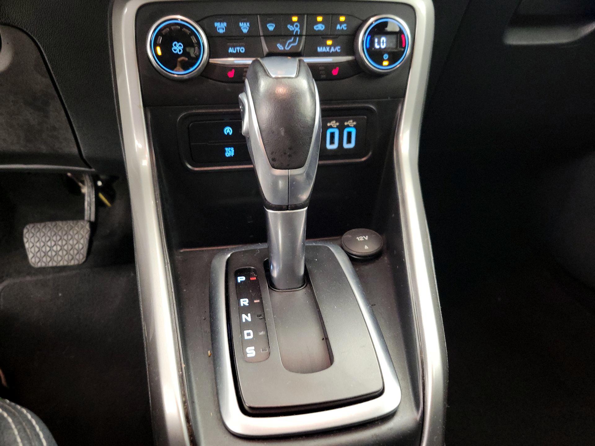 Thumbnail: 2019 Ford EcoSport - 18