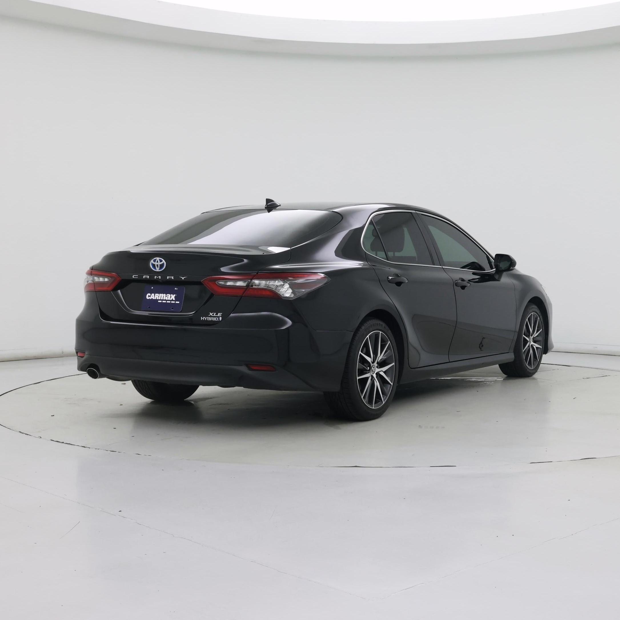 Thumbnail: 2022 Toyota Camry - 8