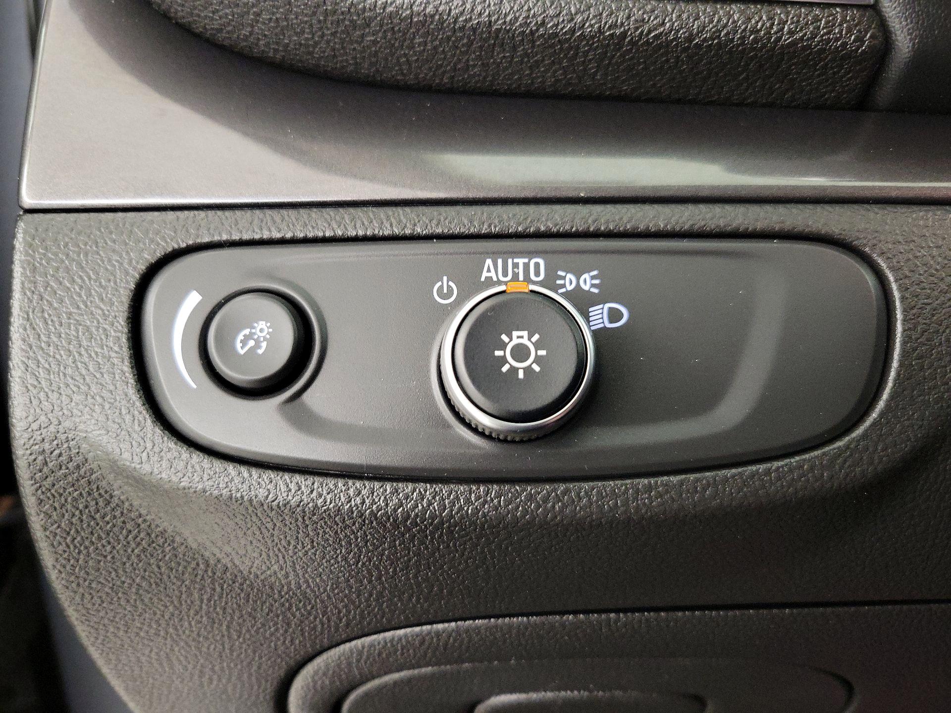 Thumbnail: 2019 Buick Encore - 13