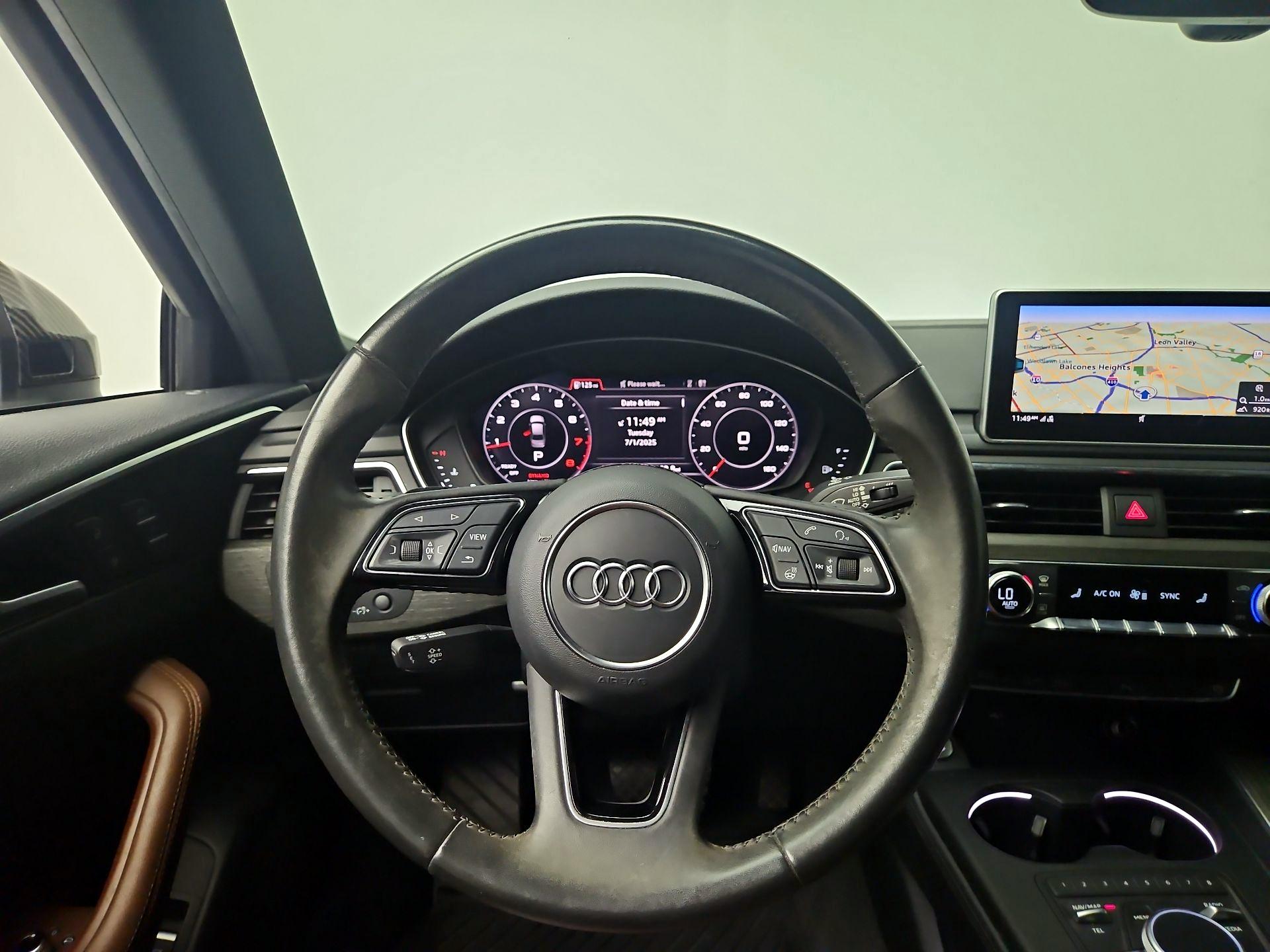Thumbnail: 2019 Audi A4 - 10