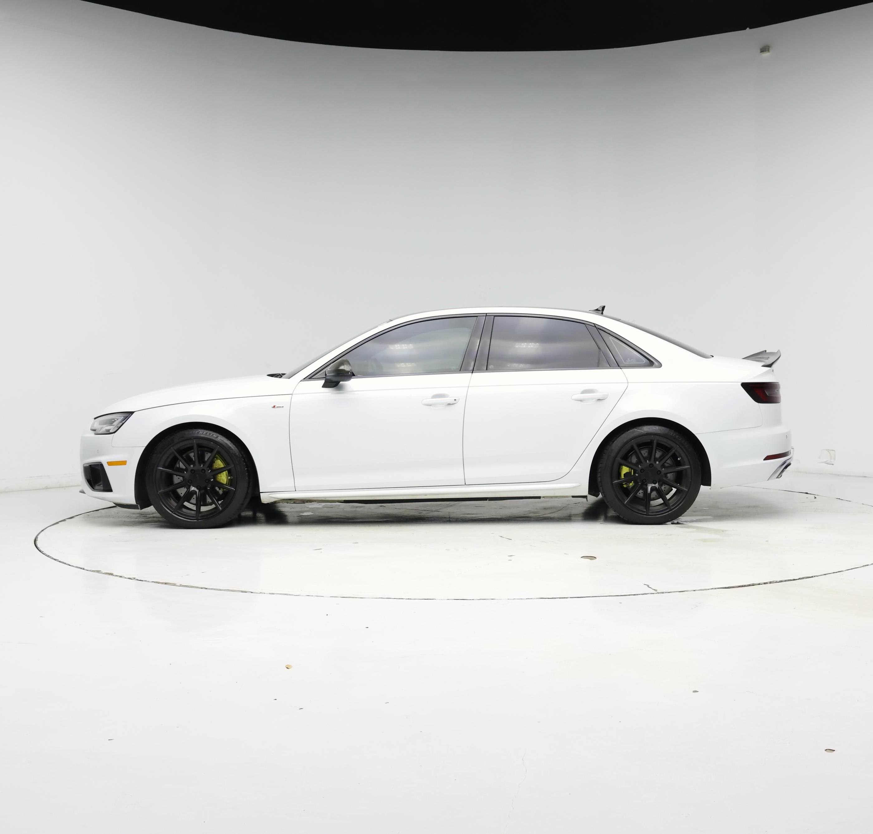Thumbnail: 2019 Audi A4 - 3