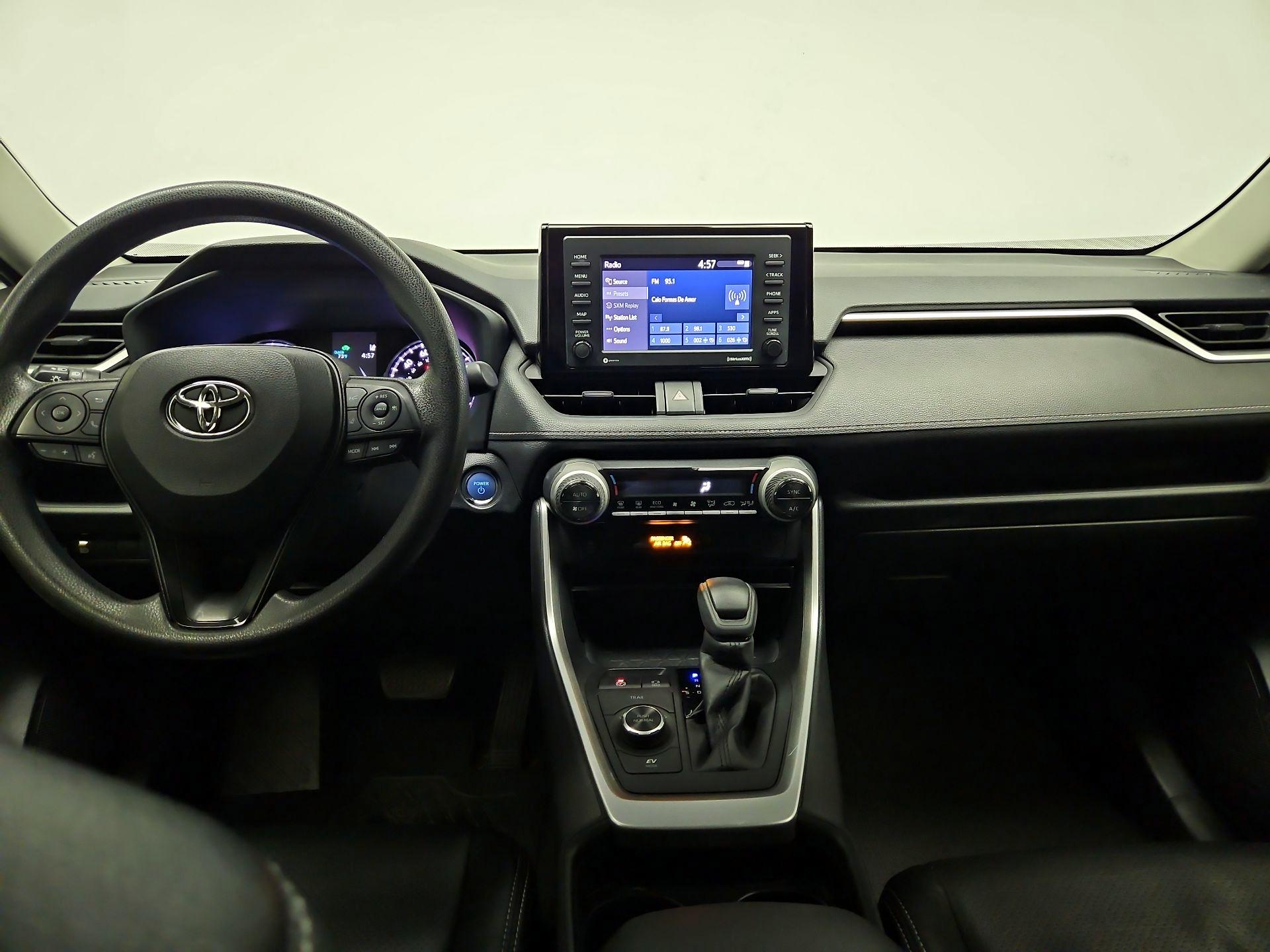 Thumbnail: 2021 Toyota RAV4 - 9