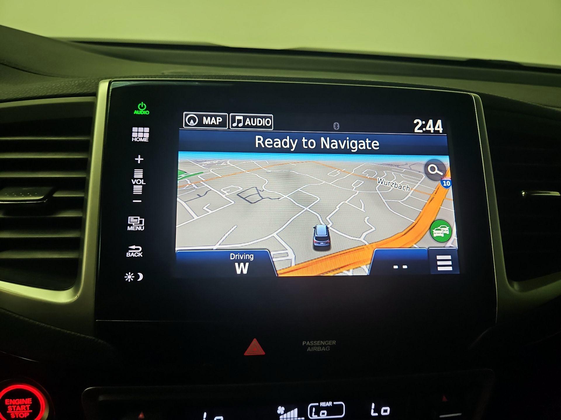 Thumbnail: 2016 Honda Pilot - 14