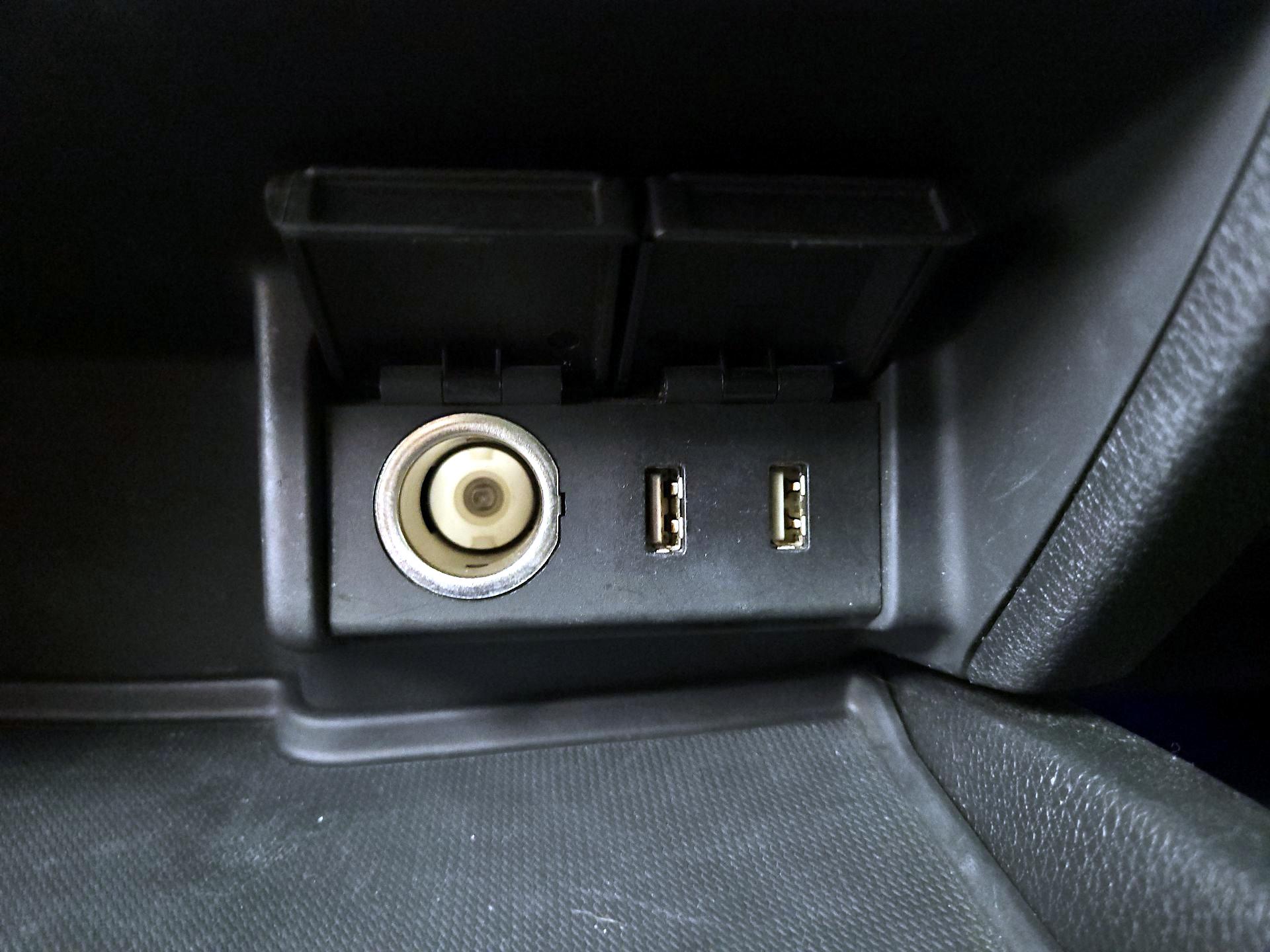Thumbnail: 2016 Honda Pilot - 19