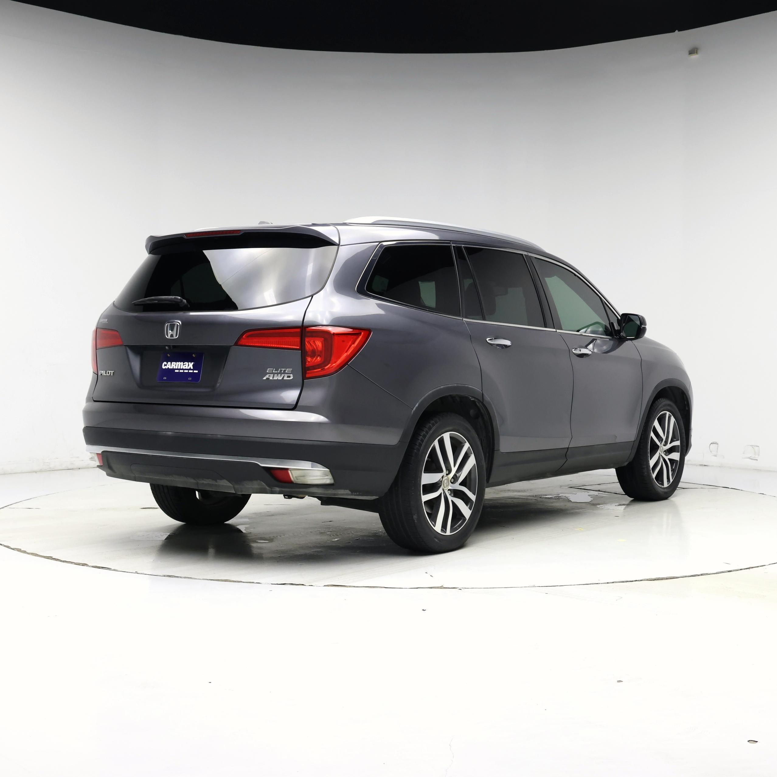 Thumbnail: 2016 Honda Pilot - 8