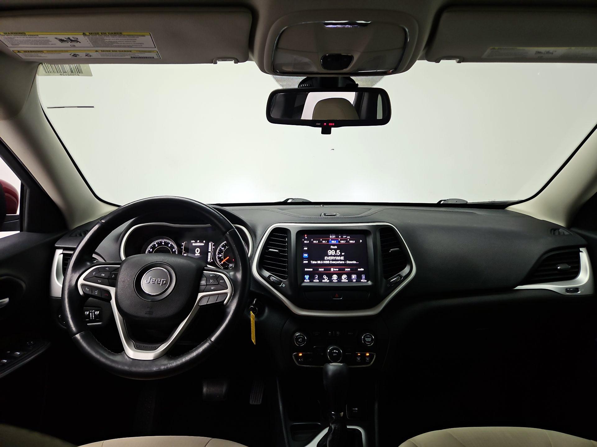 Thumbnail: 2015 Jeep Cherokee - 9