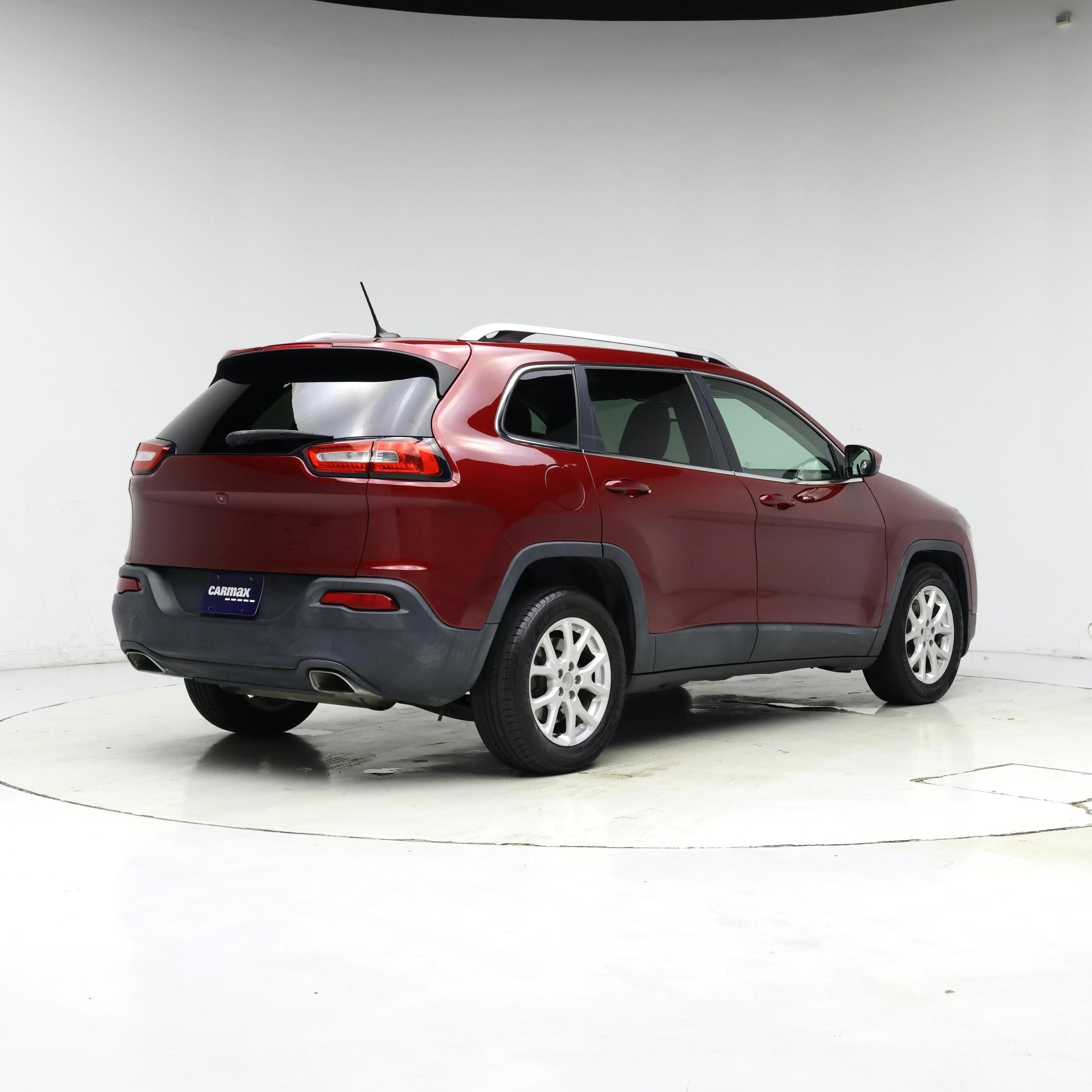 Thumbnail: 2015 Jeep Cherokee - 8