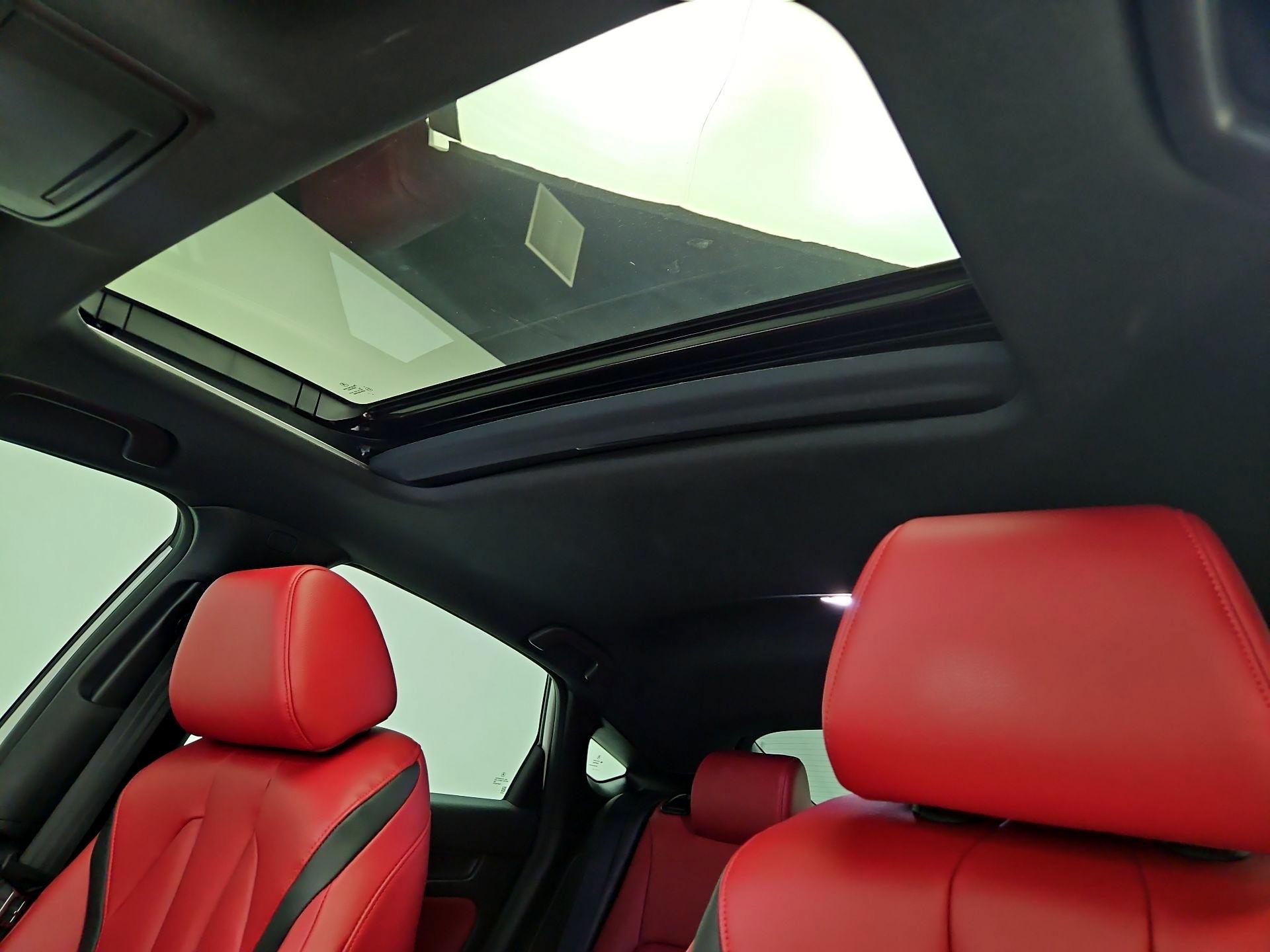 Thumbnail: 2023 Acura Integra - 19