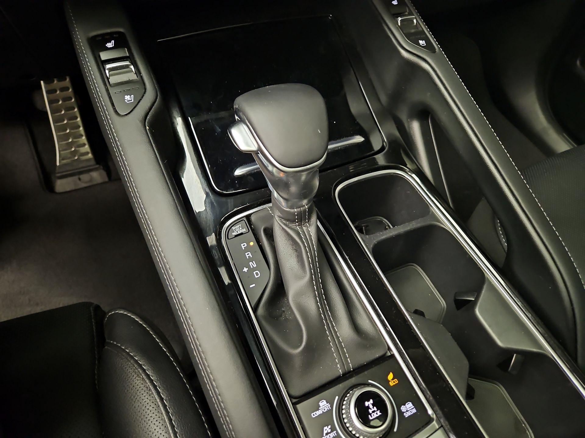 Thumbnail: 2021 Kia Telluride - 18