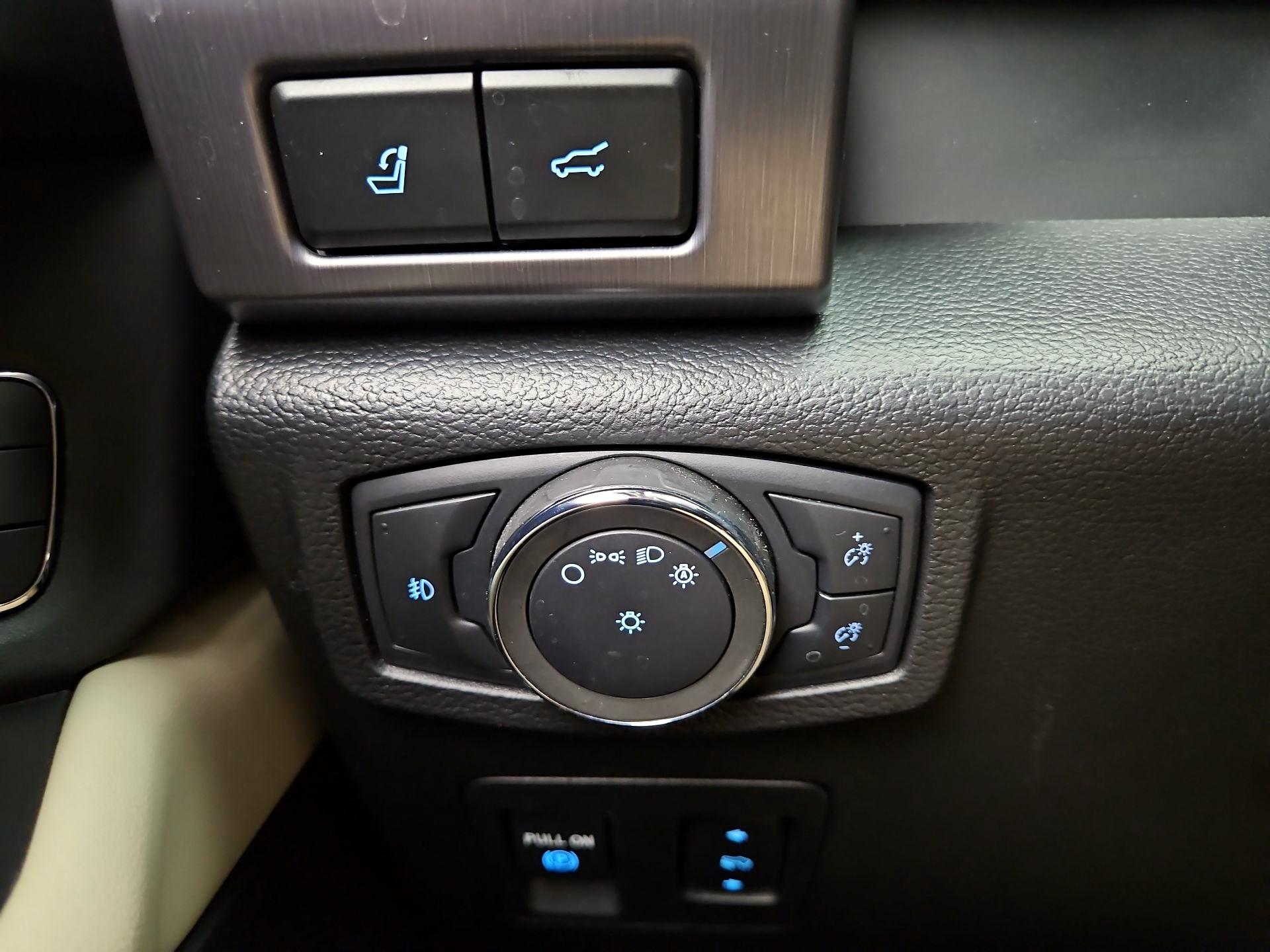 Thumbnail: 2021 Ford Expedition - 13