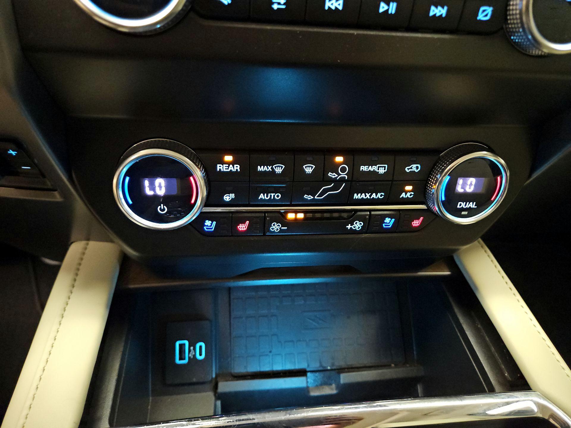Thumbnail: 2021 Ford Expedition - 17