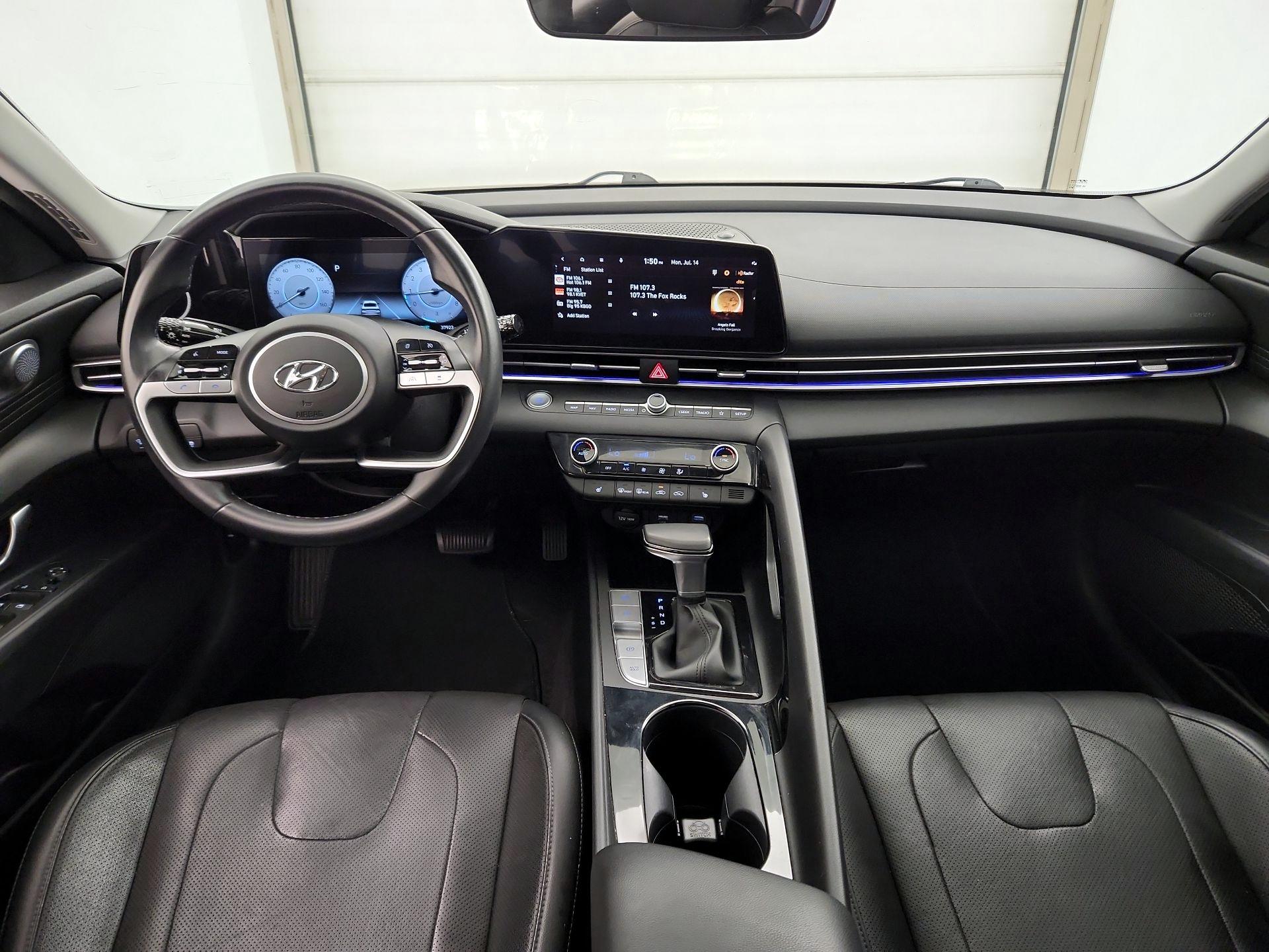 Thumbnail: 2023 Hyundai Elantra - 9