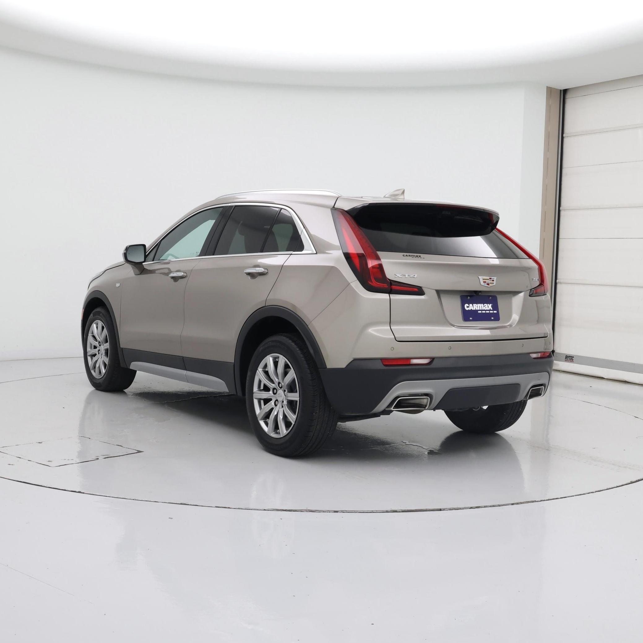Thumbnail: 2023 Cadillac XT4 - 2