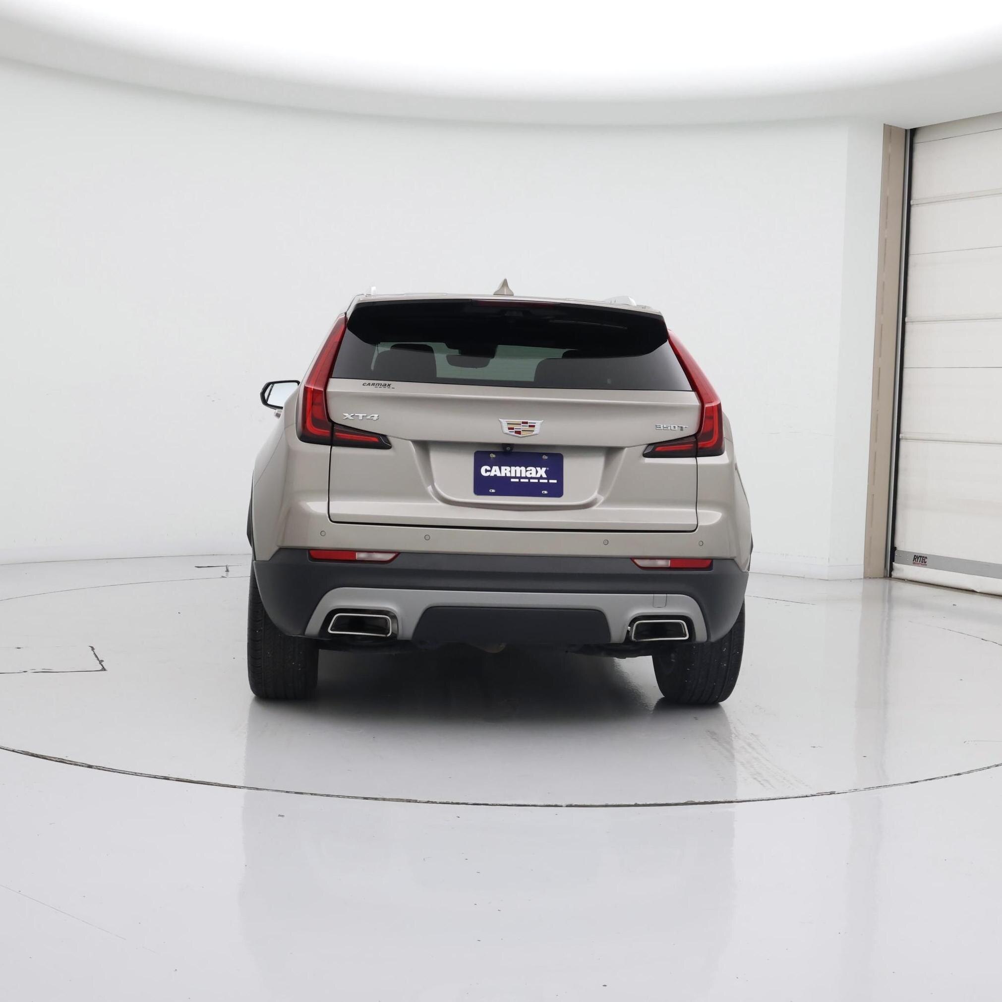 Thumbnail: 2023 Cadillac XT4 - 6