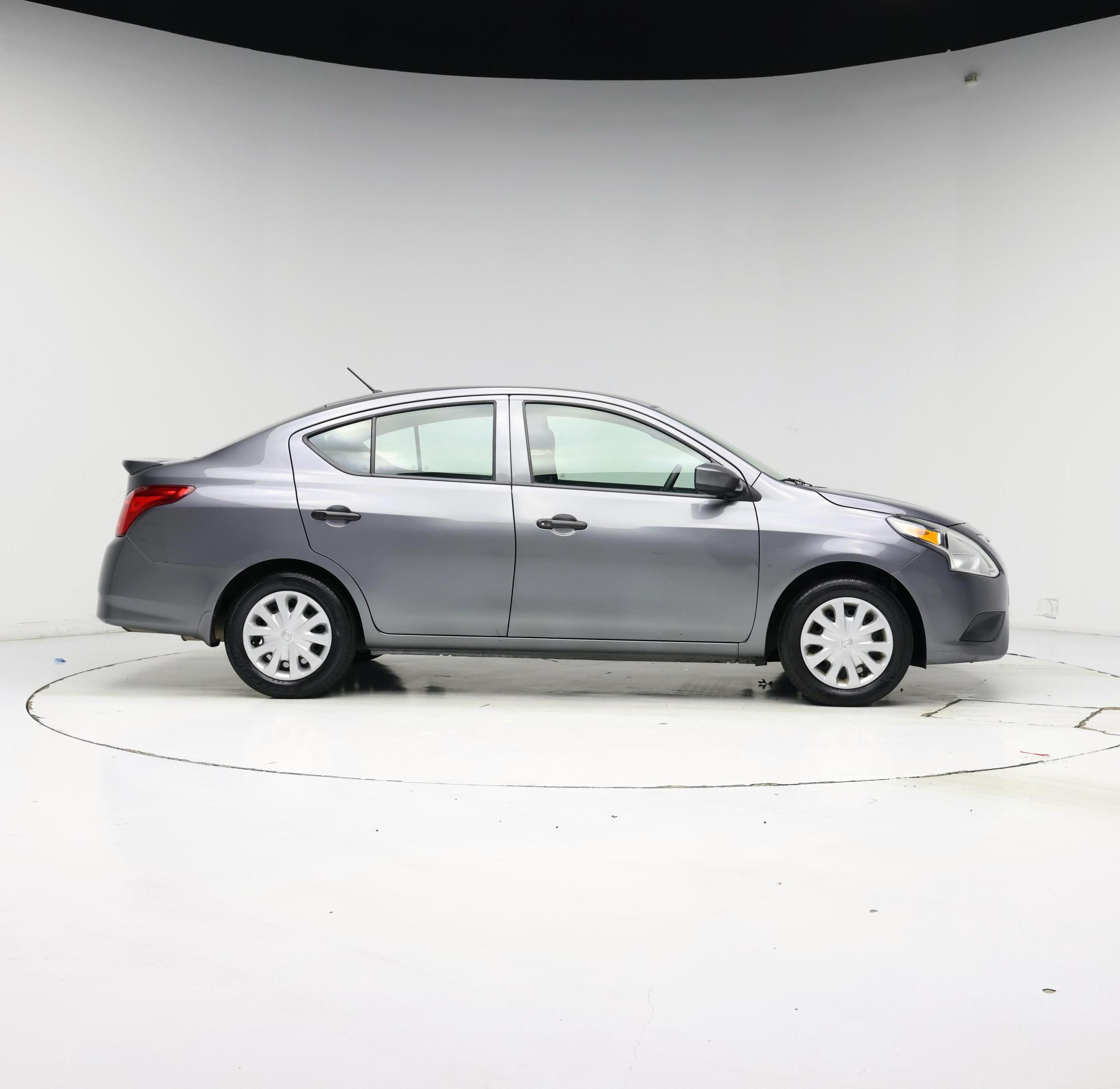 Thumbnail: 2017 Nissan Versa - 7