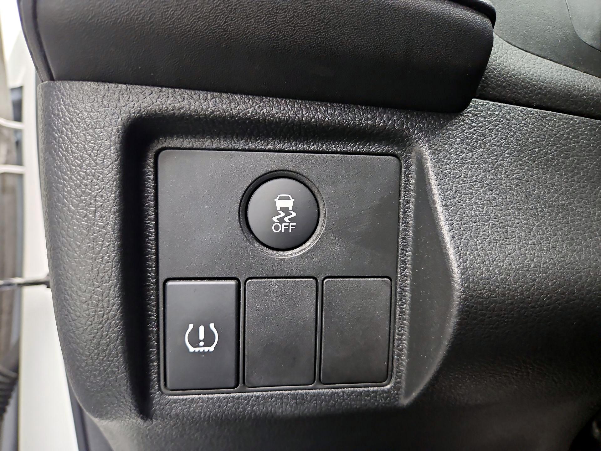 Thumbnail: 2017 Honda HR-V - 13