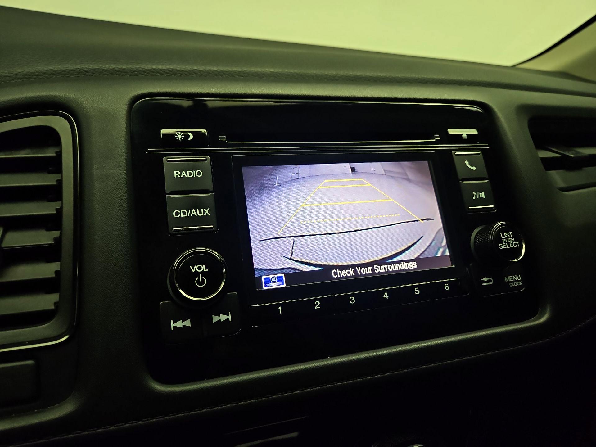 Thumbnail: 2017 Honda HR-V - 14