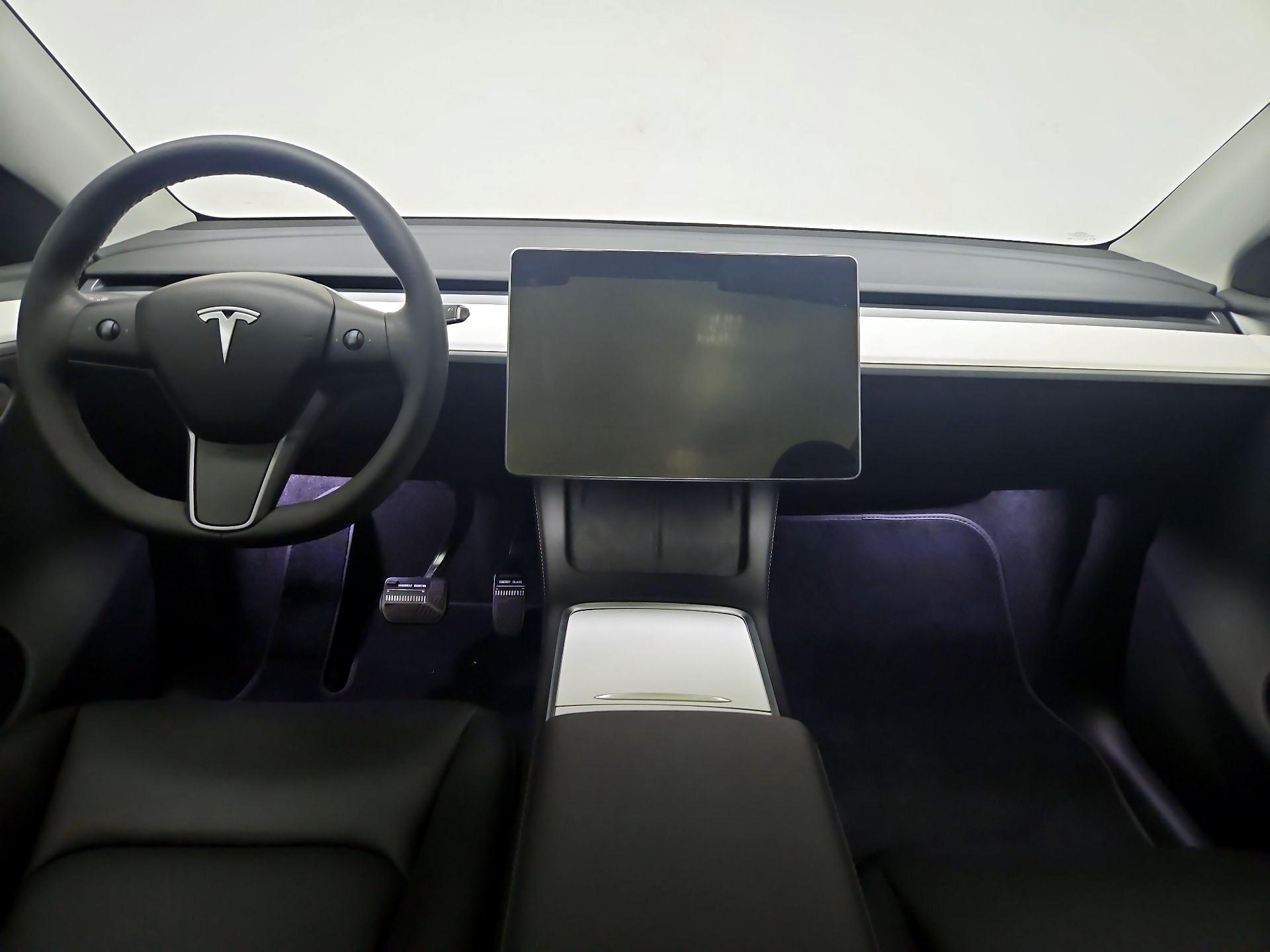 Thumbnail: 2024 Tesla Model Y - 9