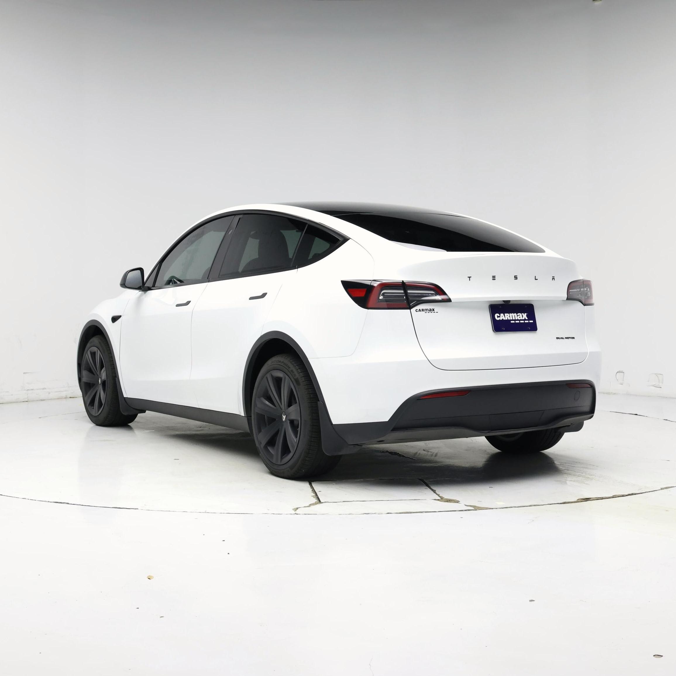Thumbnail: 2024 Tesla Model Y - 2