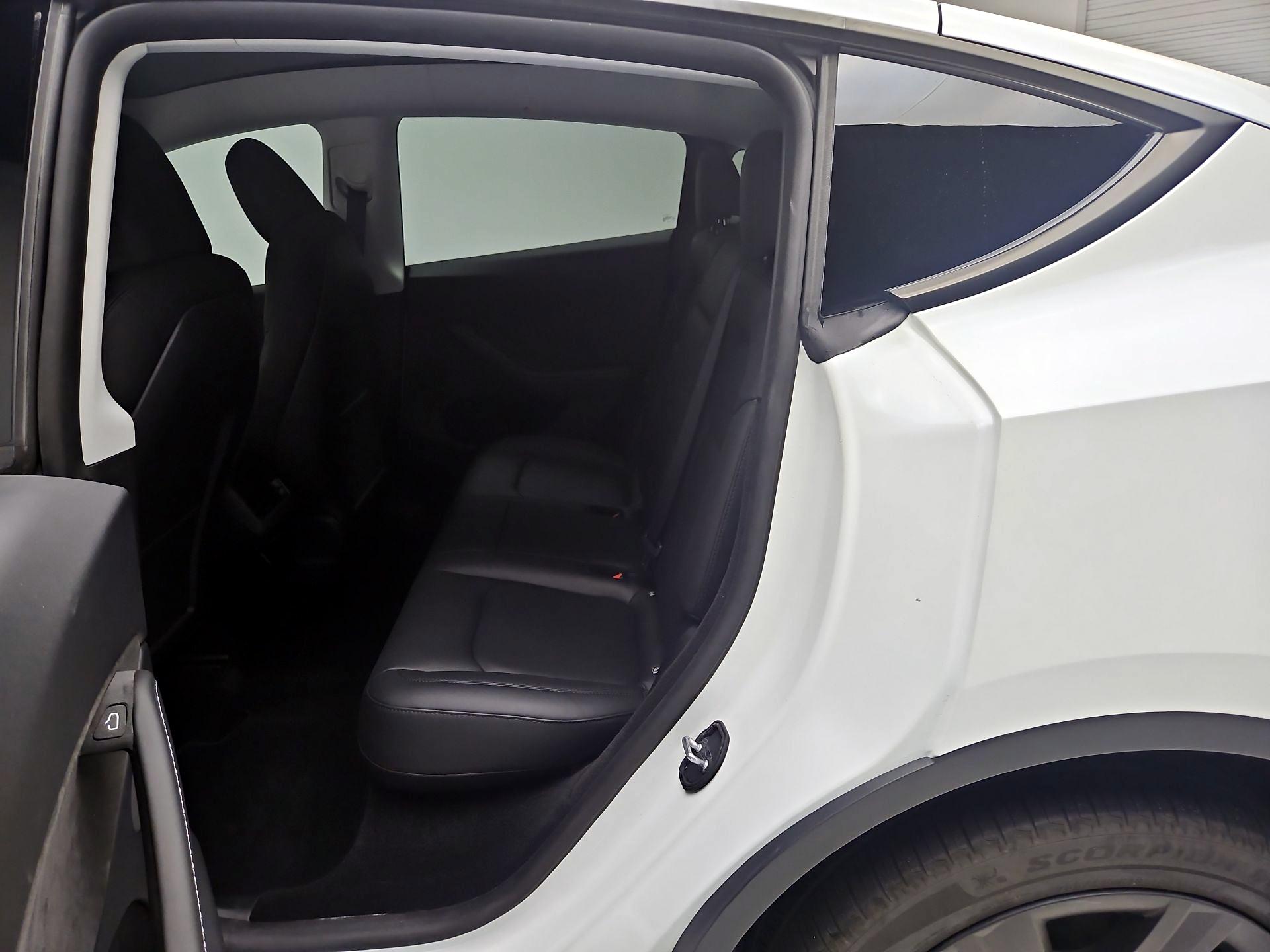 Thumbnail: 2024 Tesla Model Y - 19