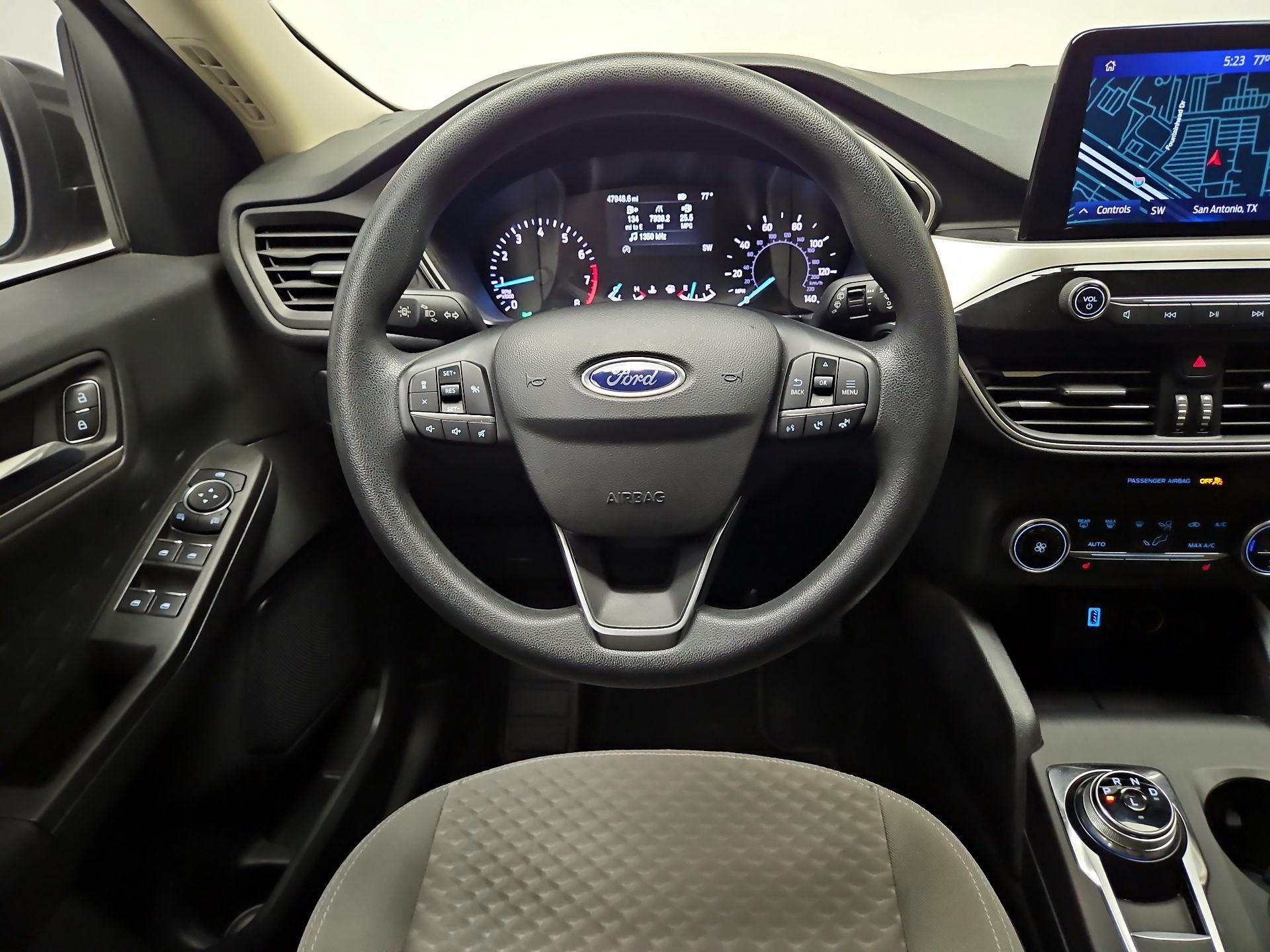 Thumbnail: 2020 Ford Escape - 10