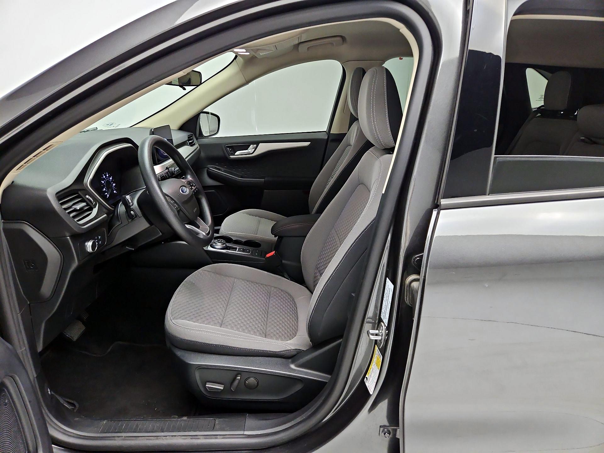 Thumbnail: 2020 Ford Escape - 11