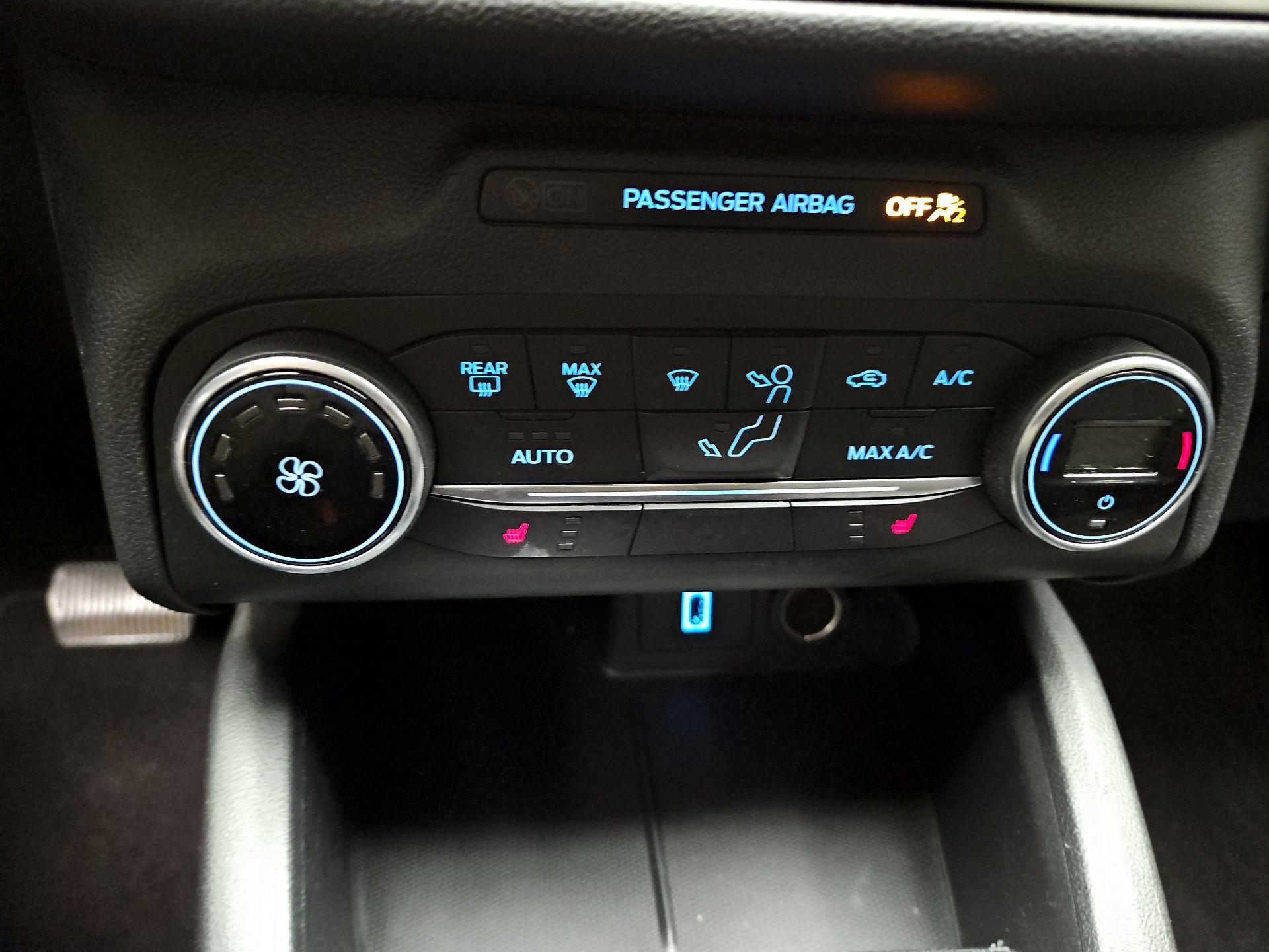Thumbnail: 2020 Ford Escape - 17