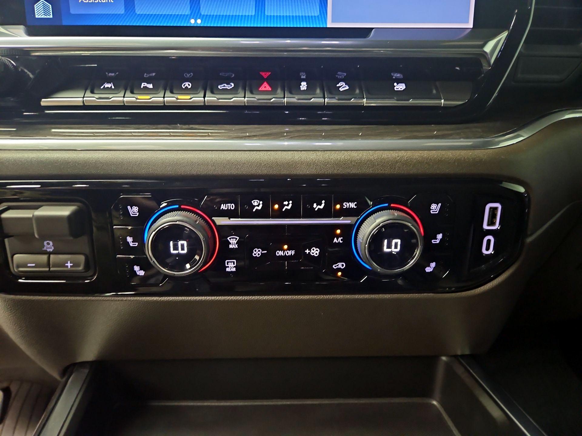 Thumbnail: 2024 Chevrolet Silverado 1500 - 16